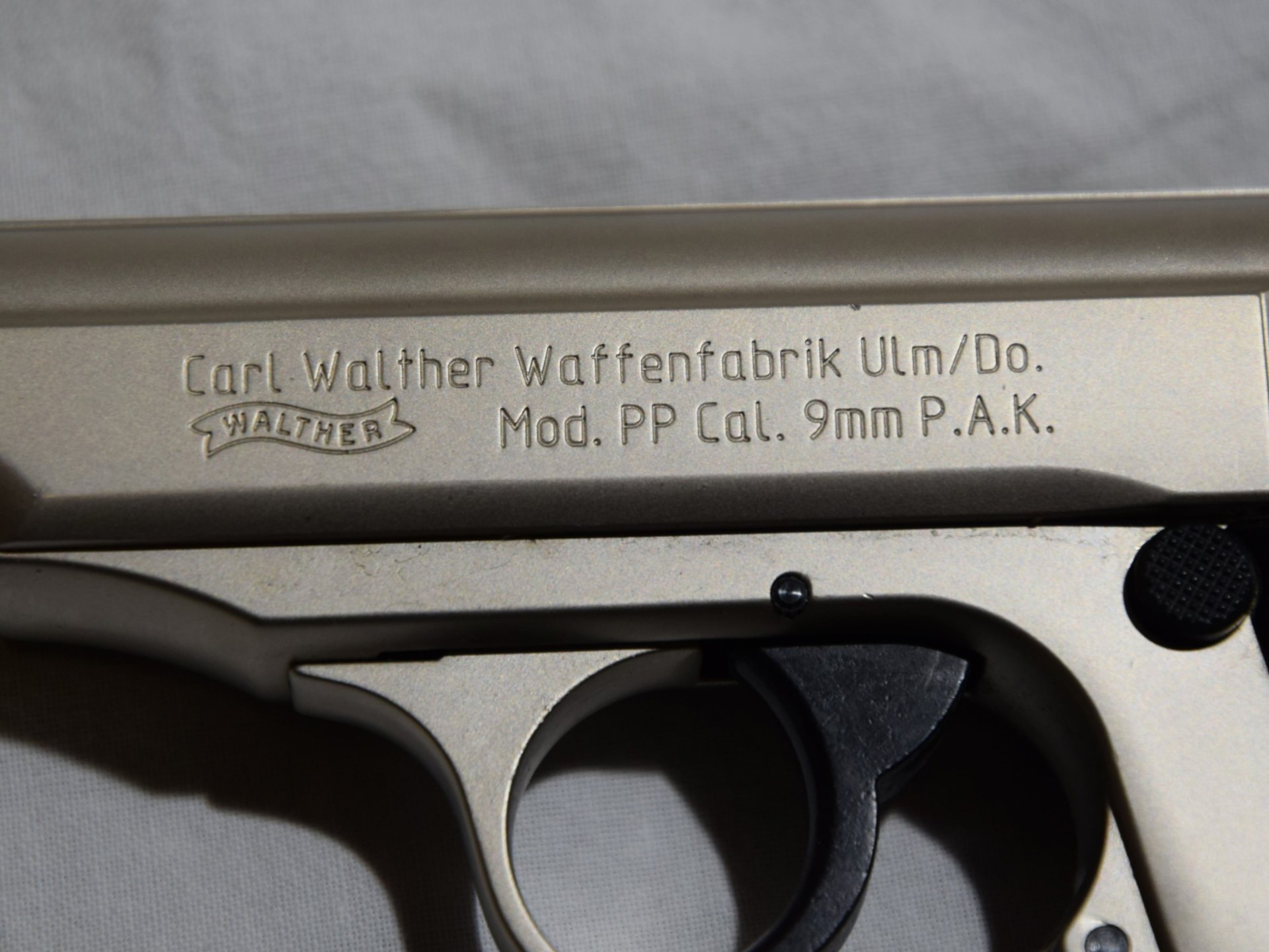 Walther PP Vernickelt Cal. 9mm P.A.K. – Bild 5