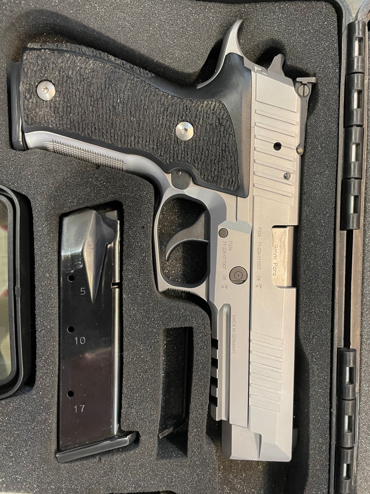 SIG SAUER P226 X-FIVE Allround B&H IPSC Edition – Bild 3