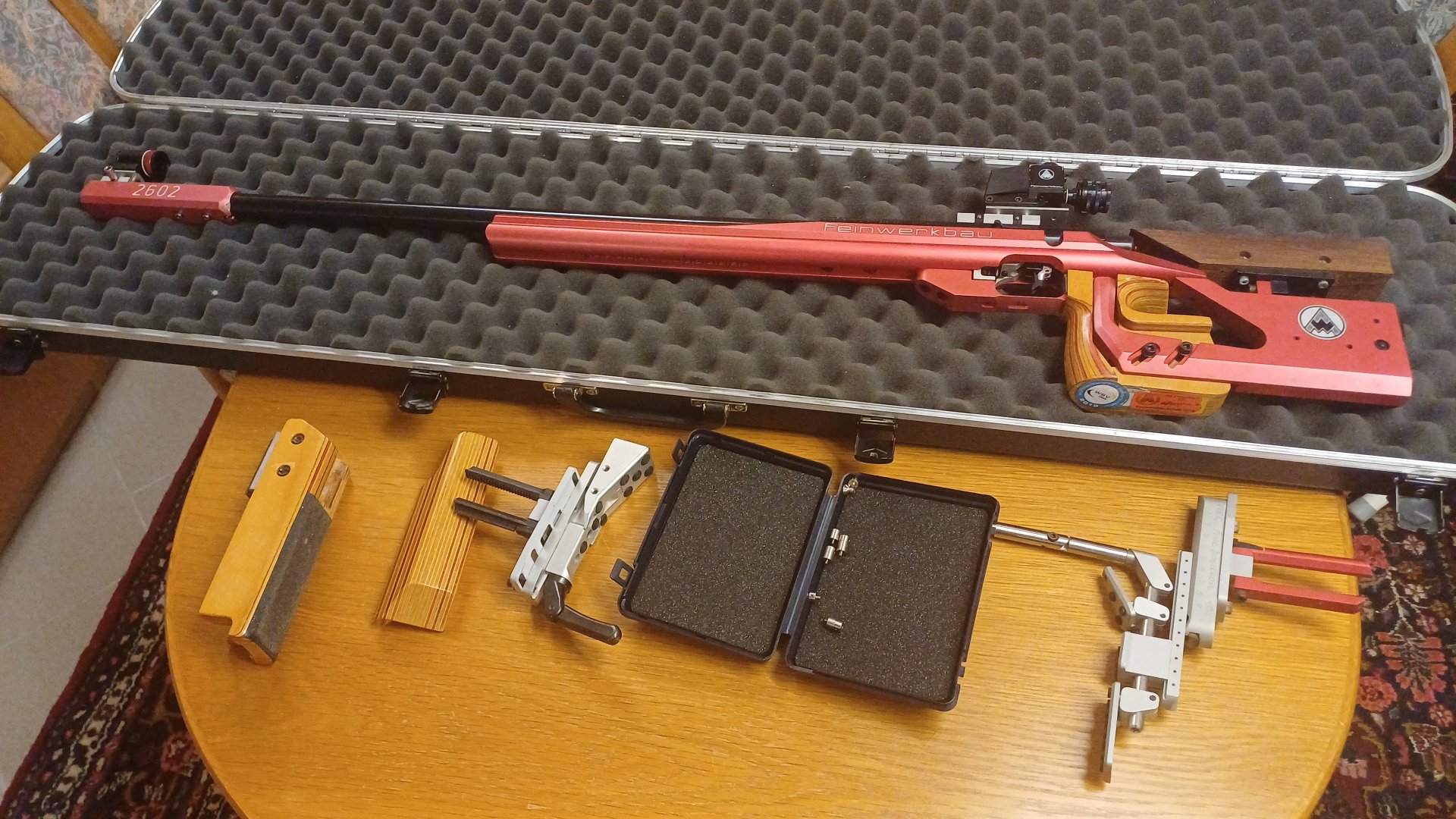 Feinwerkbau 2602 KK Gewehr mit viel Zubehör – Bild 1