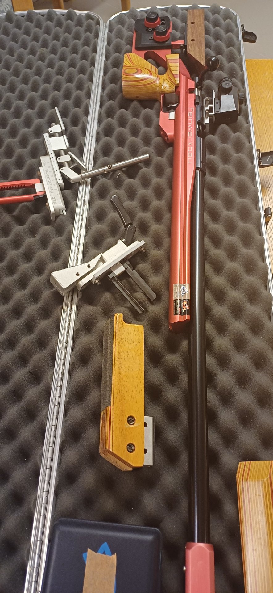 Feinwerkbau 2602 KK Gewehr mit viel Zubehör – Bild 4