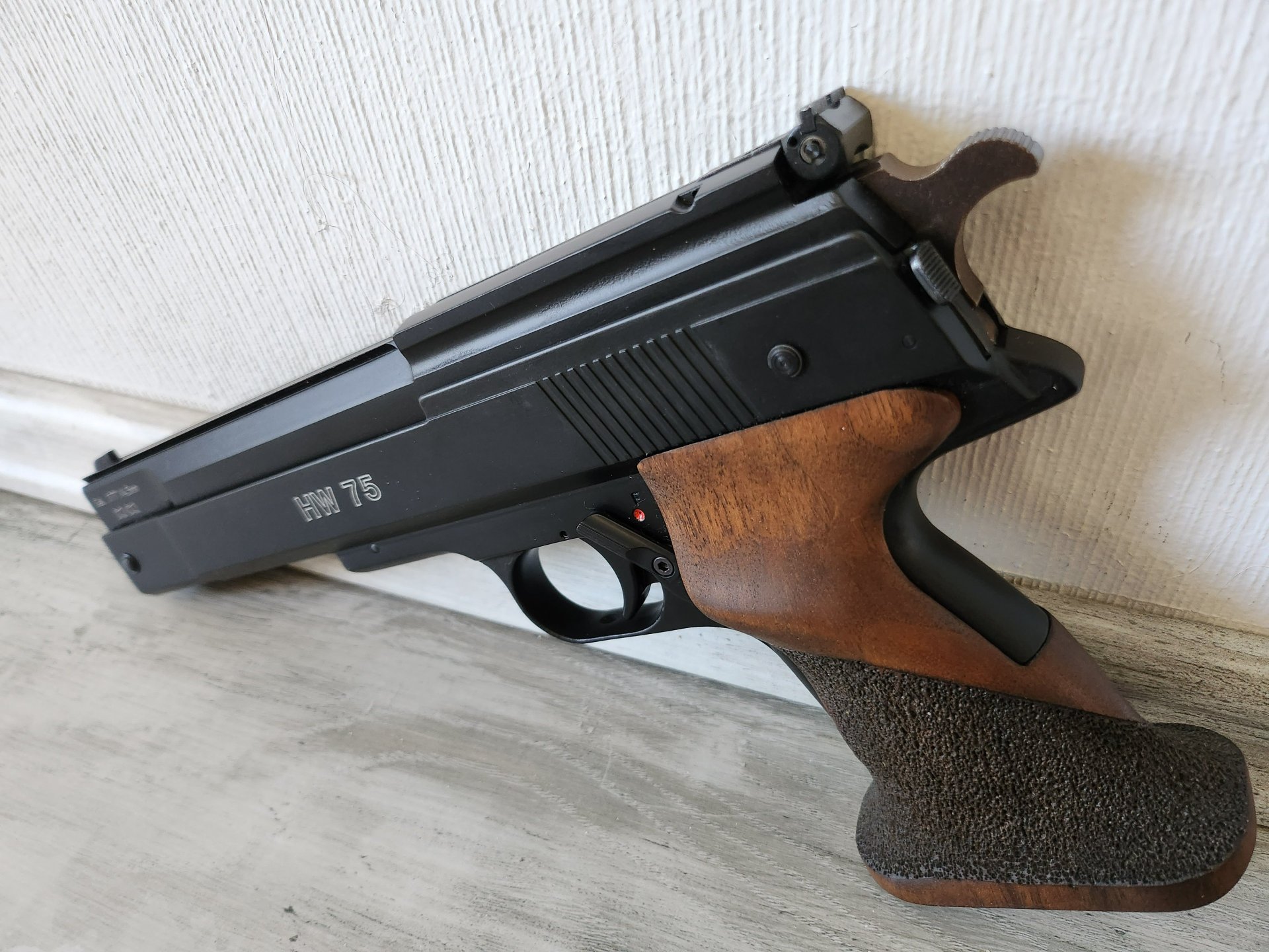 Weihrauch HW 75 Kal 4,5mm in absolutem Top Zustand ! Top Präzision ! Selten und begehrt!!!! – Bild 3