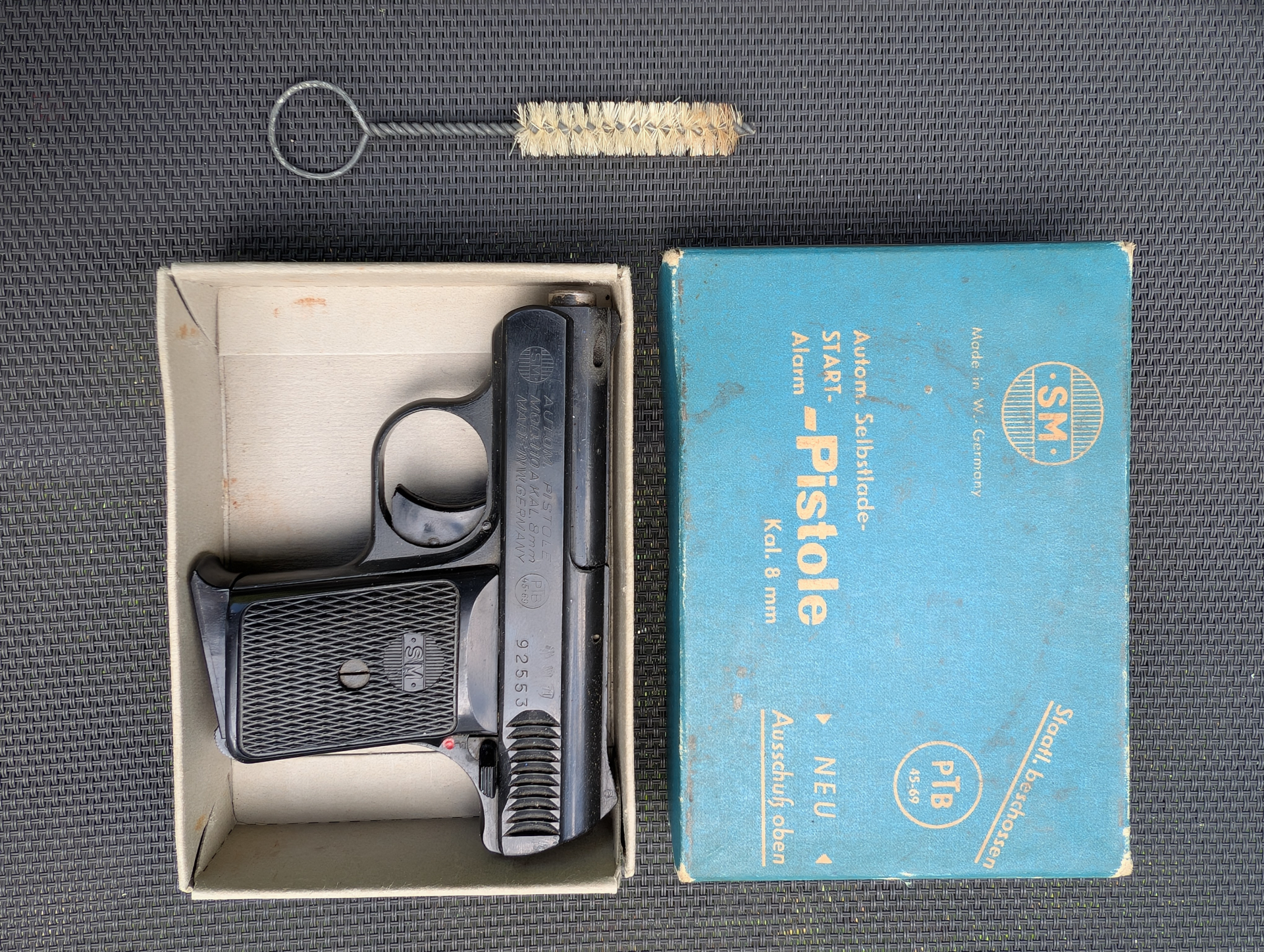8mm Pistole SM Start und Alarmpistole Mod 110 A PTB 45-69 – Bild 1