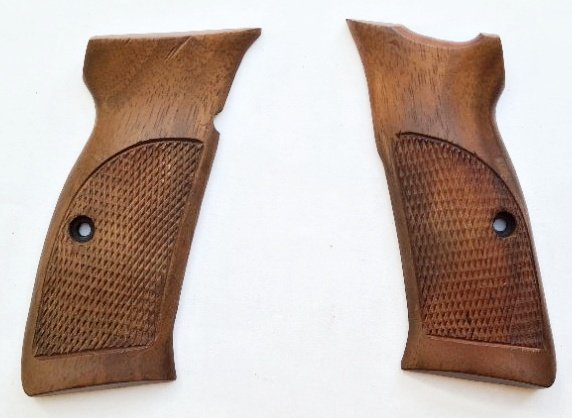 Griffschalen für CZ75 – Bild 1