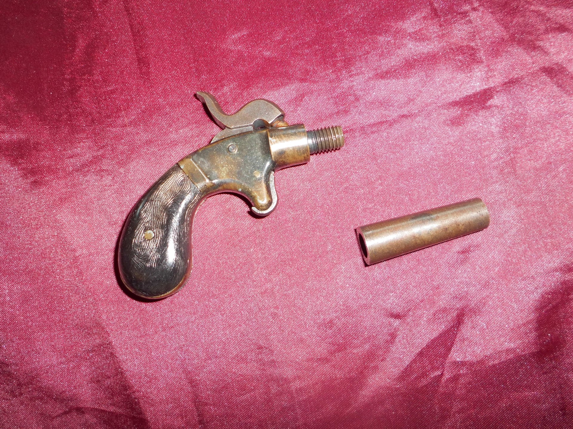 TOP 1A Perkussion Derringer massiv Cal.8mm – Bild 2