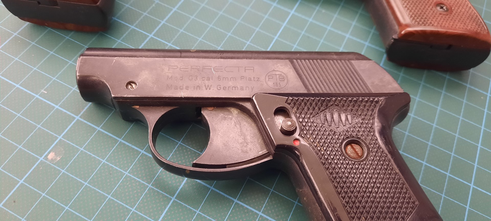 Röhm RG600 u Perfecta Mod. G3 6mm Platz – Bild 3