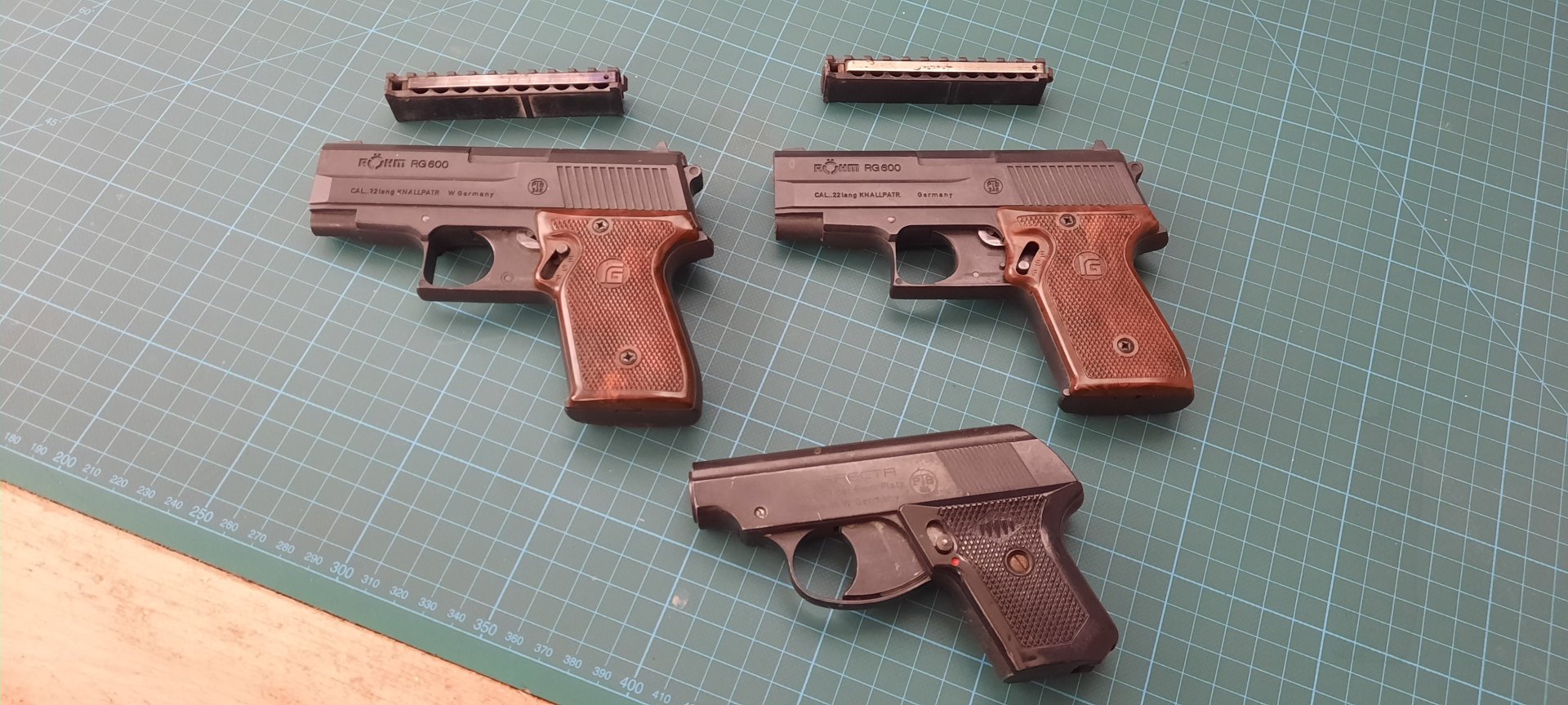 Röhm RG600 u Perfecta Mod. G3 6mm Platz – Bild 1