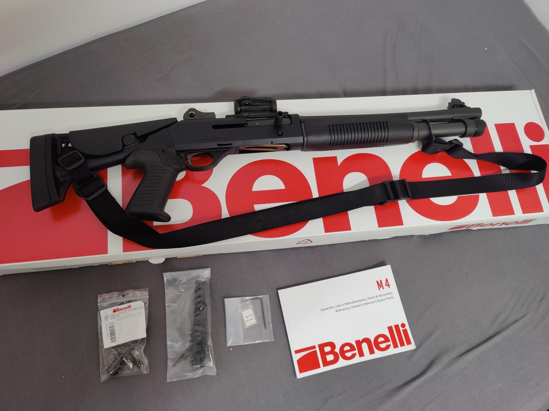 Benelli M4 Super 90 12/70 Choke, Rotpunkt Holosun HS503CU – Bild 1