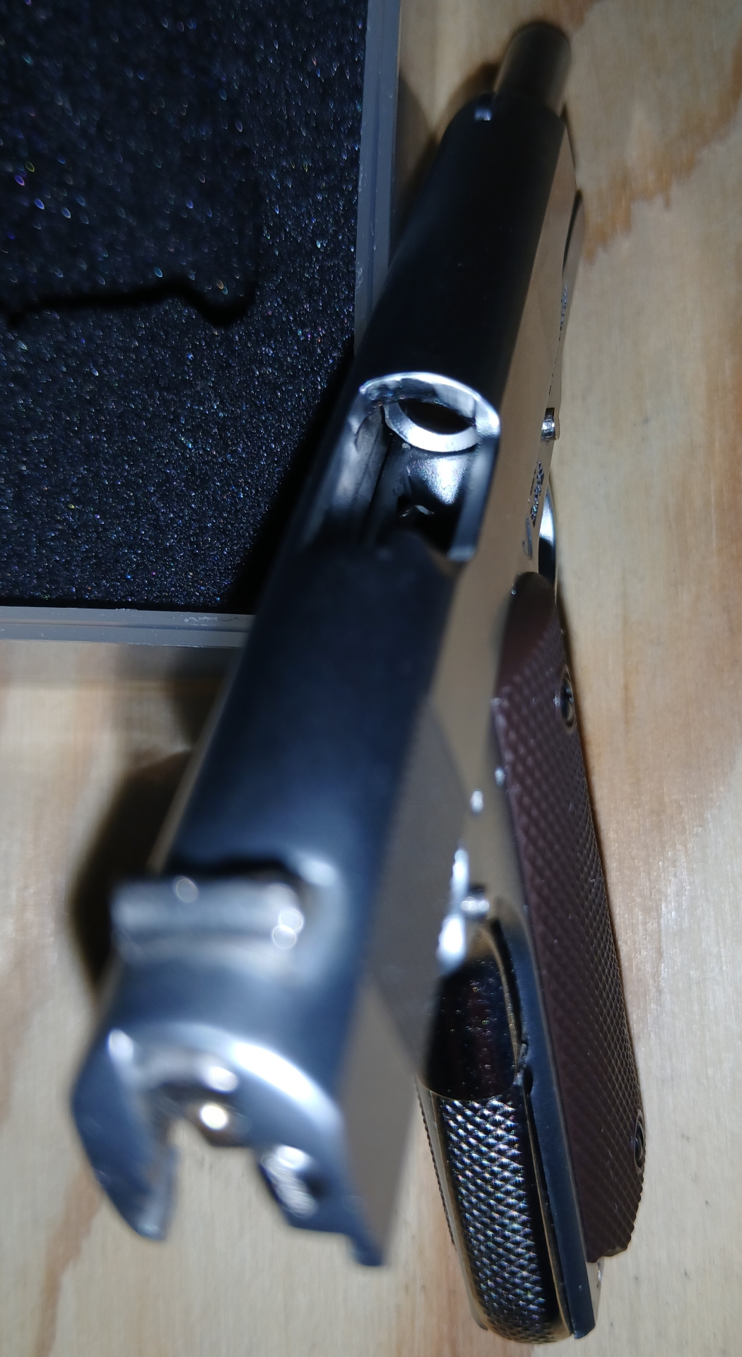 Colt Goverment .45 Stainless Maßstab 1:2 Modellpistole Miniatur – Bild 6