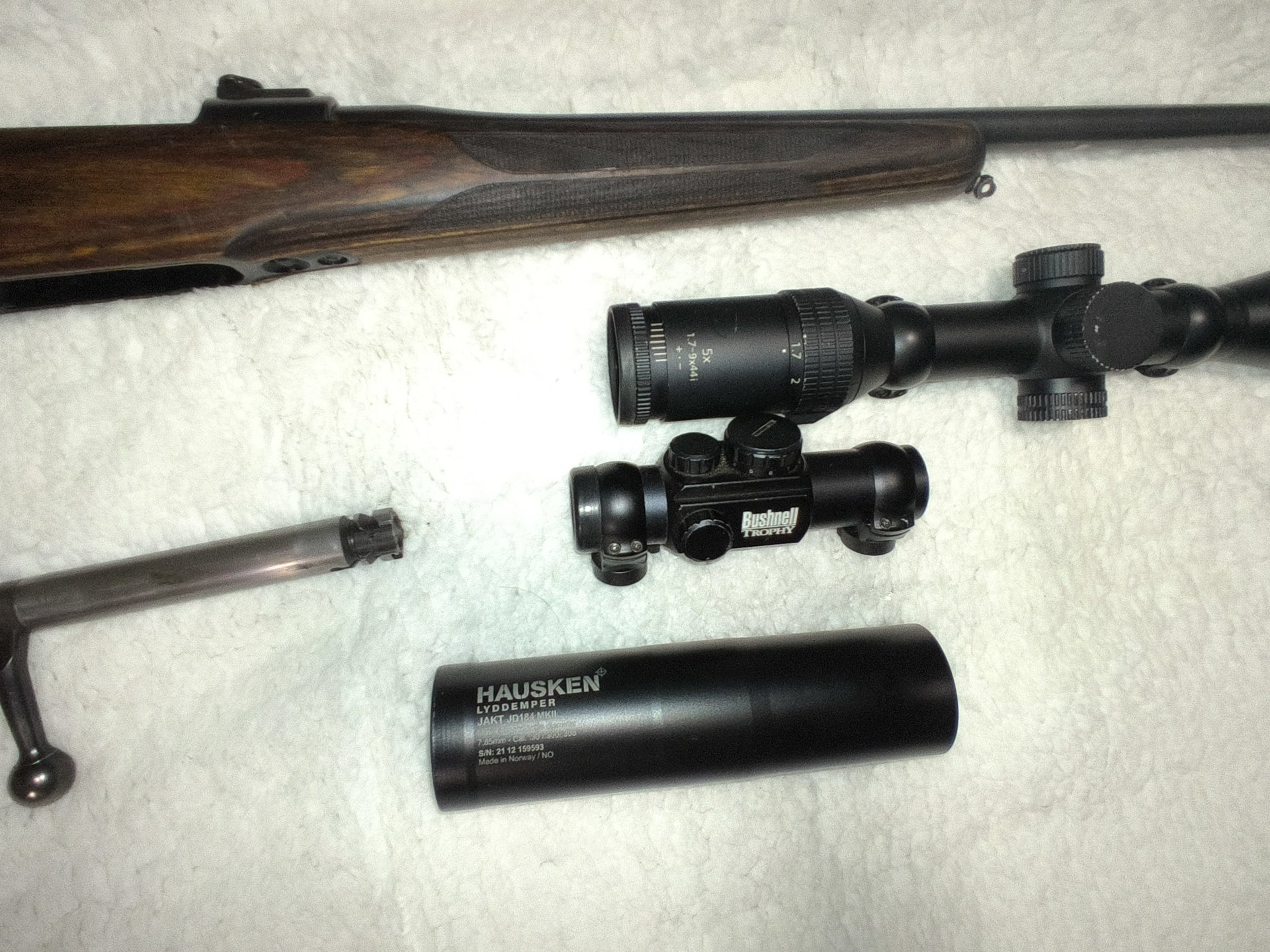 Mauser M12 Max Lochschaft Kal. .30-06 Spr. – Jagd-Komplettpaket inkl. Hausken Schalldämpfer & 2 Opti – Bild 9