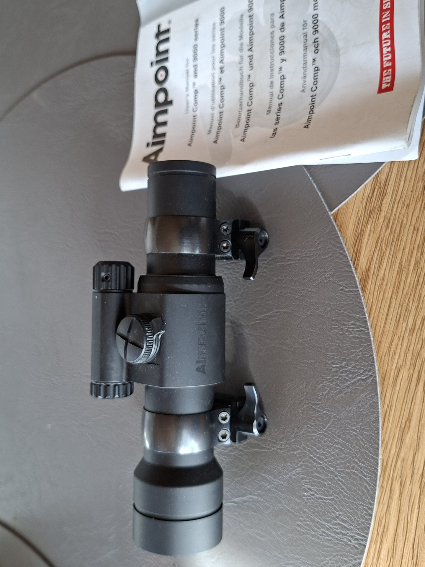 Aimpoint Leuchtpunktvisier 9000 SC – Bild 1