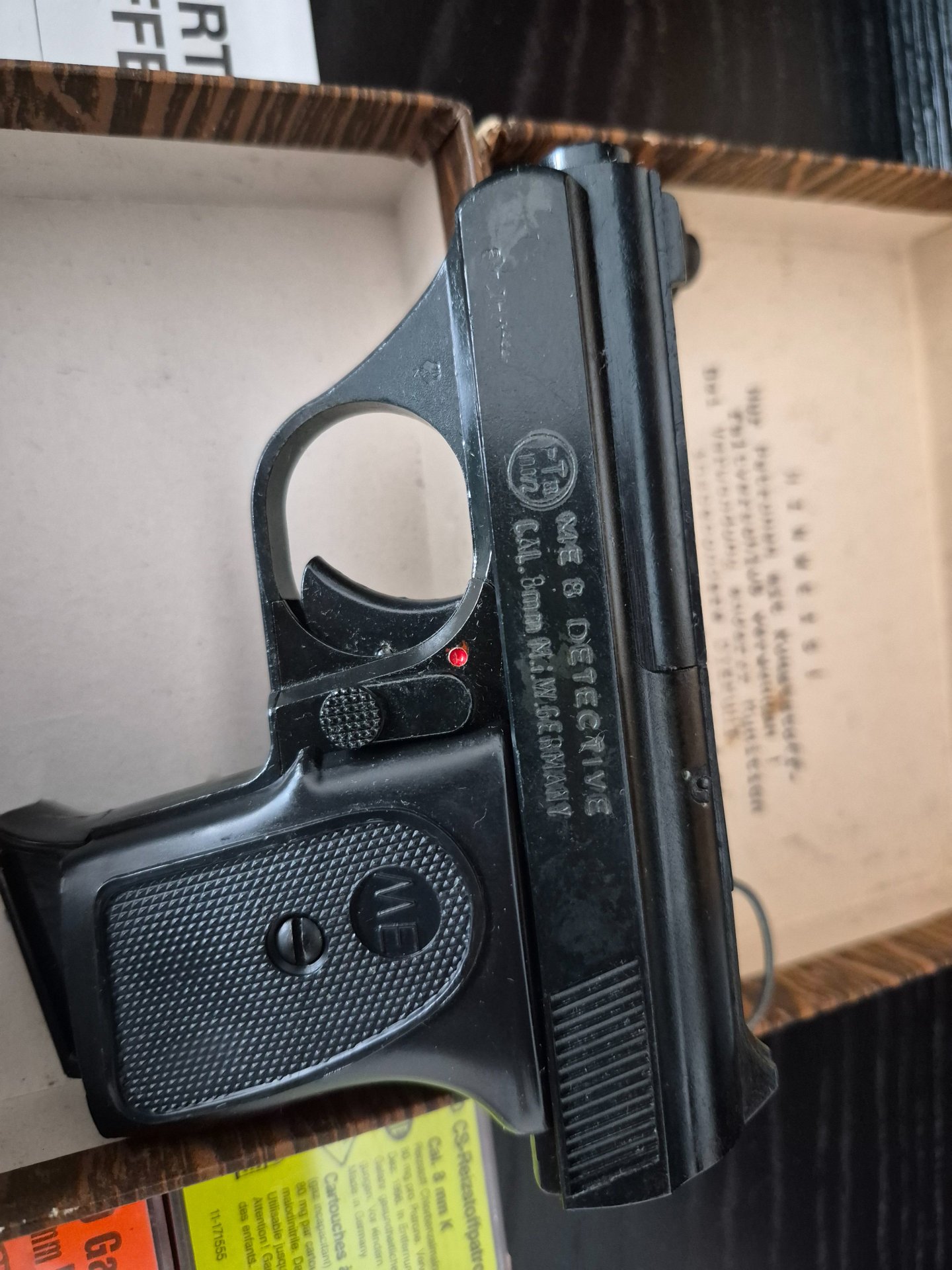 Me-8 Detektive. 8mm Neuzustand! – Bild 1