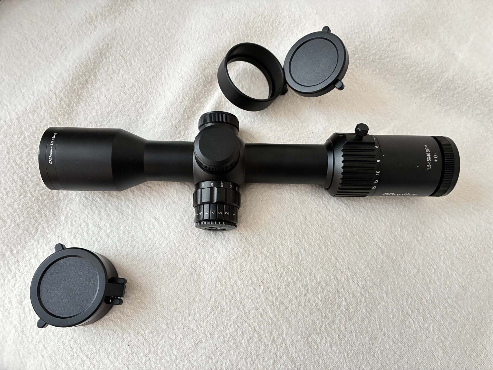 ZF DDoptics V10 1,5-15x40 NXT – Bild 1