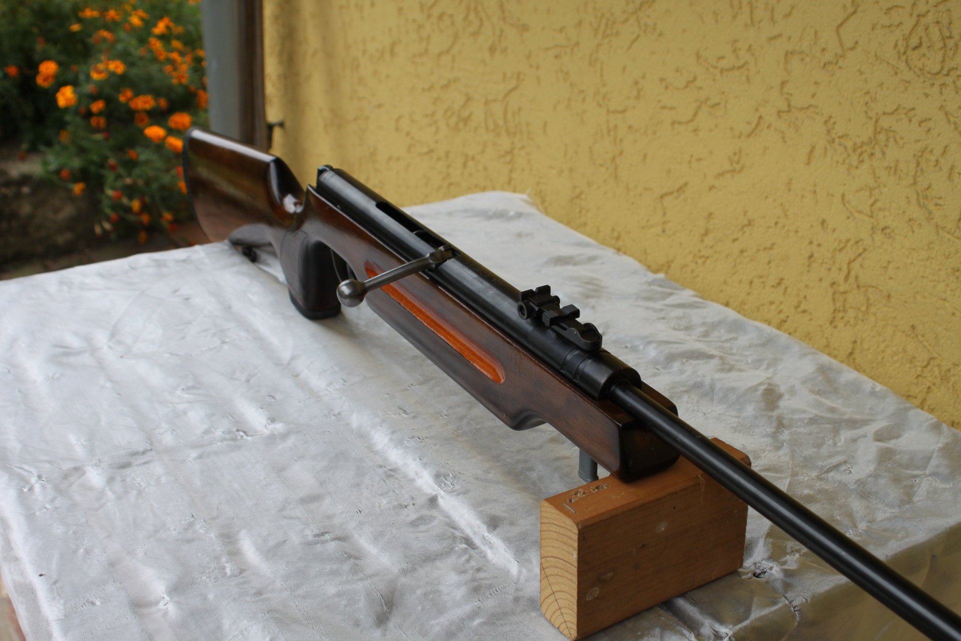 Luftgewehr Haenel 310 Sport 4,4 mm Rundkugel – Bild 3