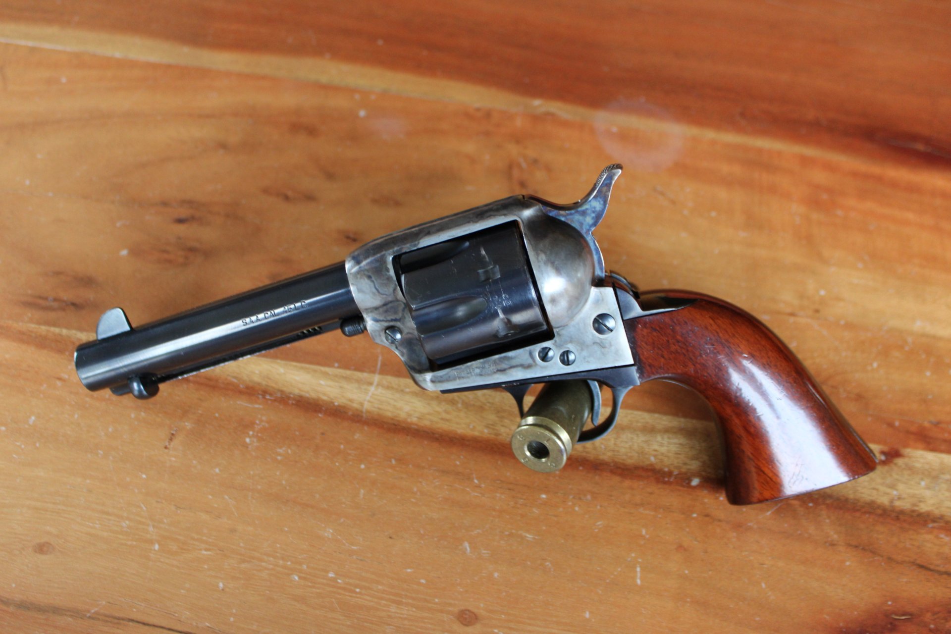 Guter gebrauchte Single Action Revolver Hege Uberti Modell Cattleman im Kal. .45 Colt – Bild 1