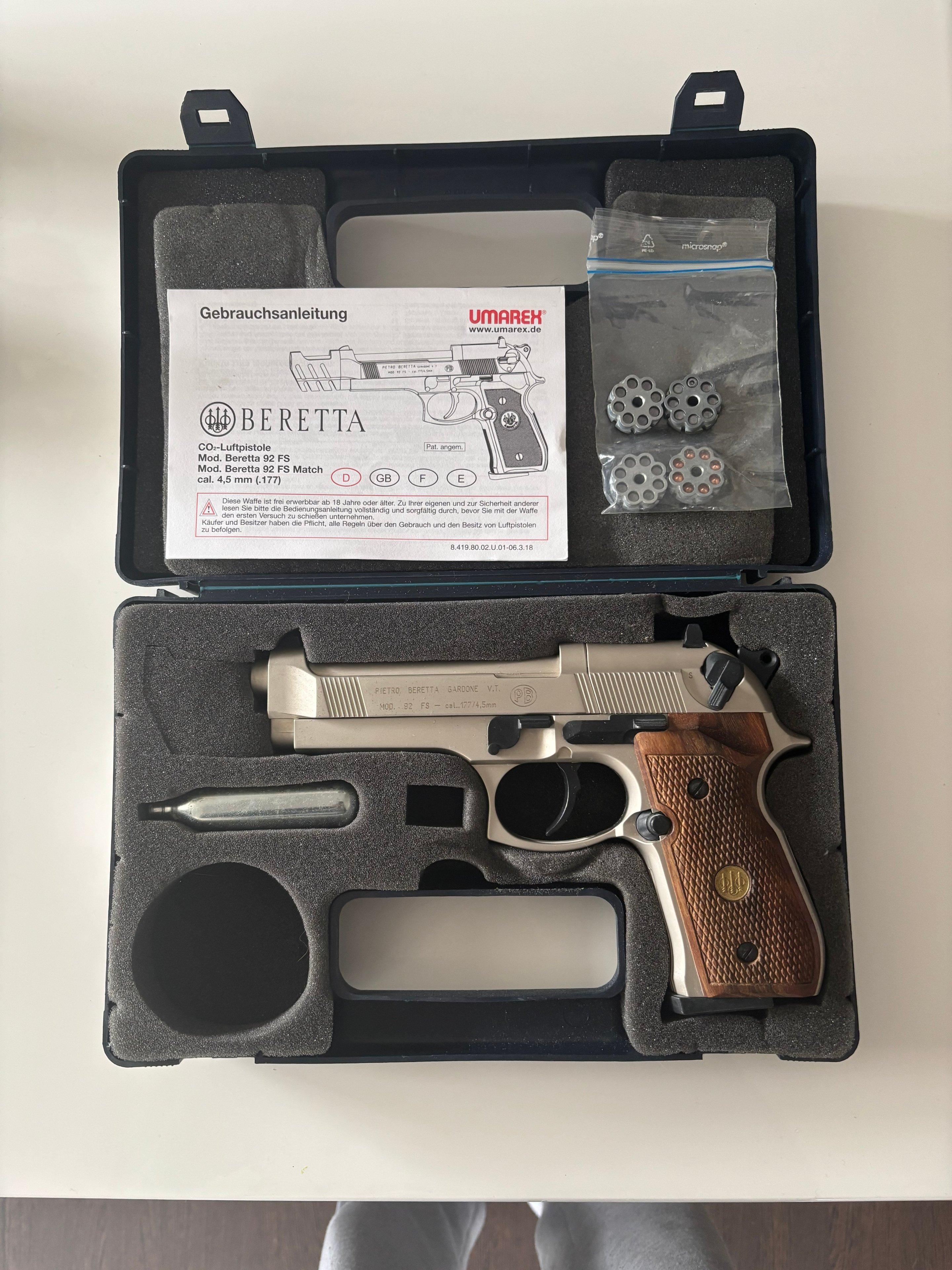 Beretta M 92 FS Vernickelt 4,5 mm CO2 – Bild 1