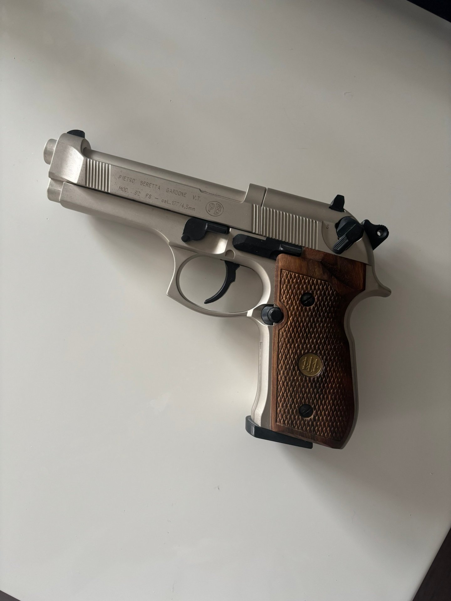 Beretta M 92 FS Vernickelt 4,5 mm CO2 – Bild 2