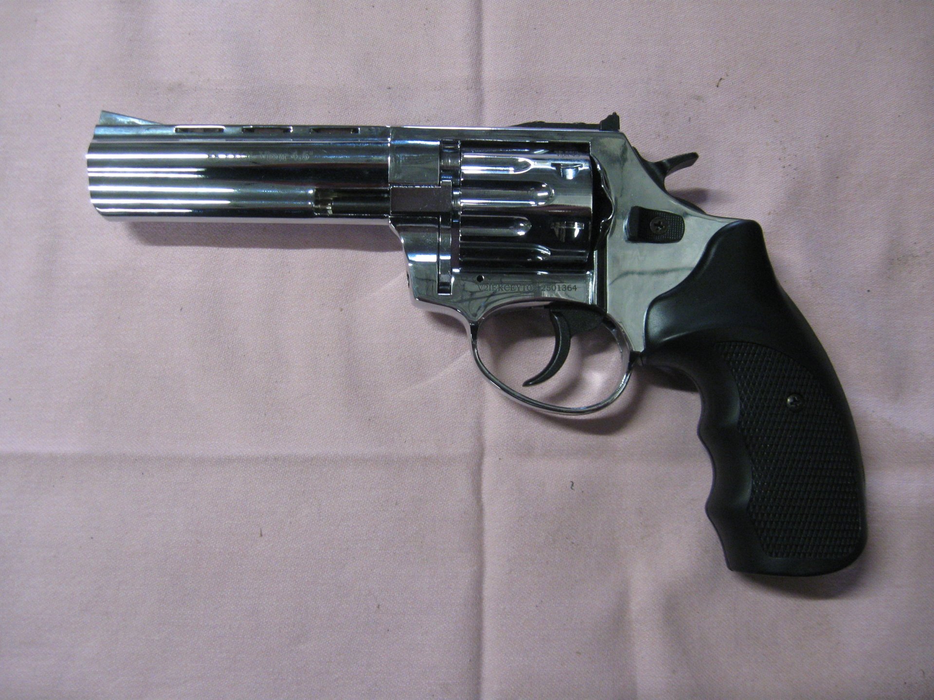 Schreckschuß Revolver 9mm – Bild 1