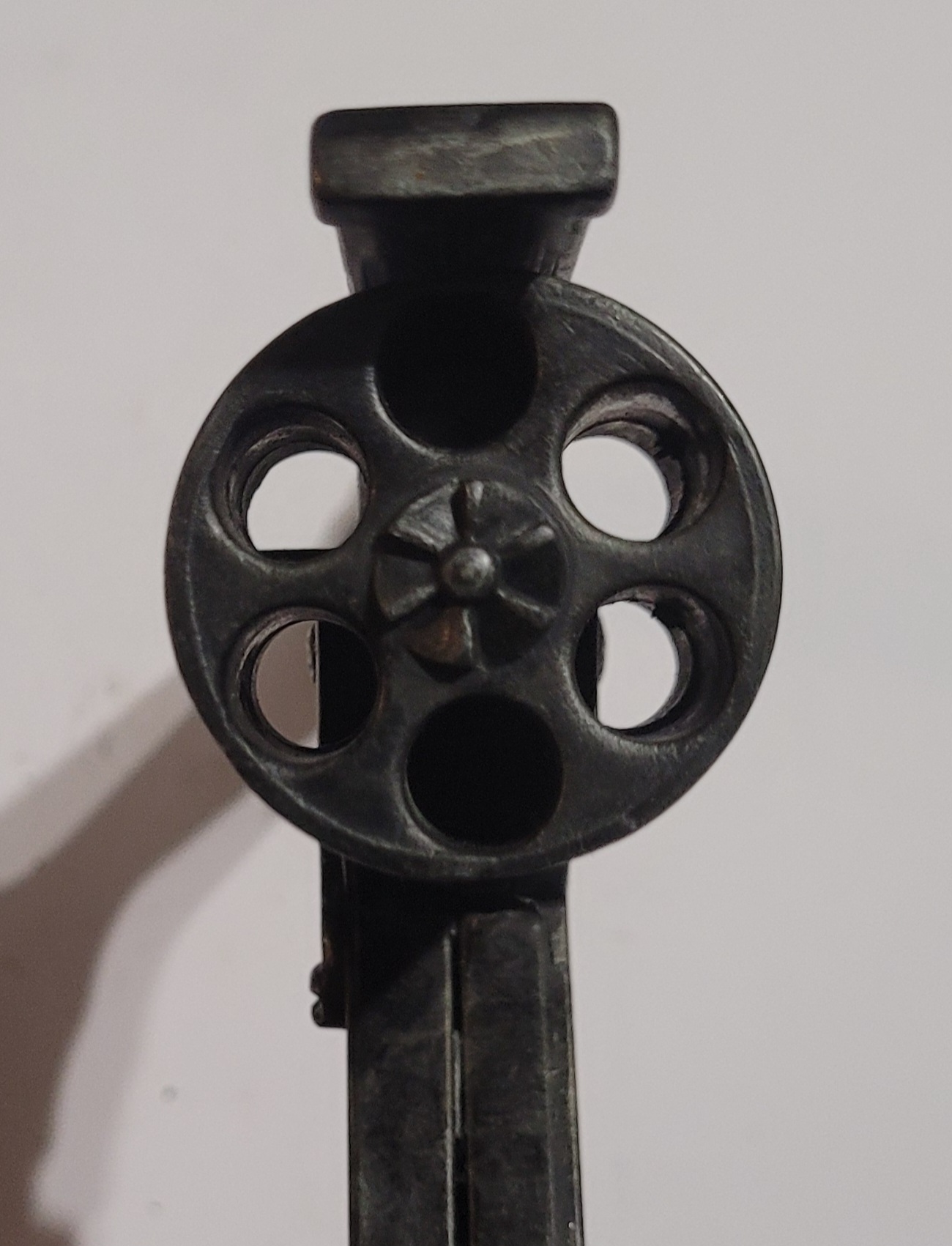 Deko Revolver. Enfield Mark IV . von Denix – Bild 3