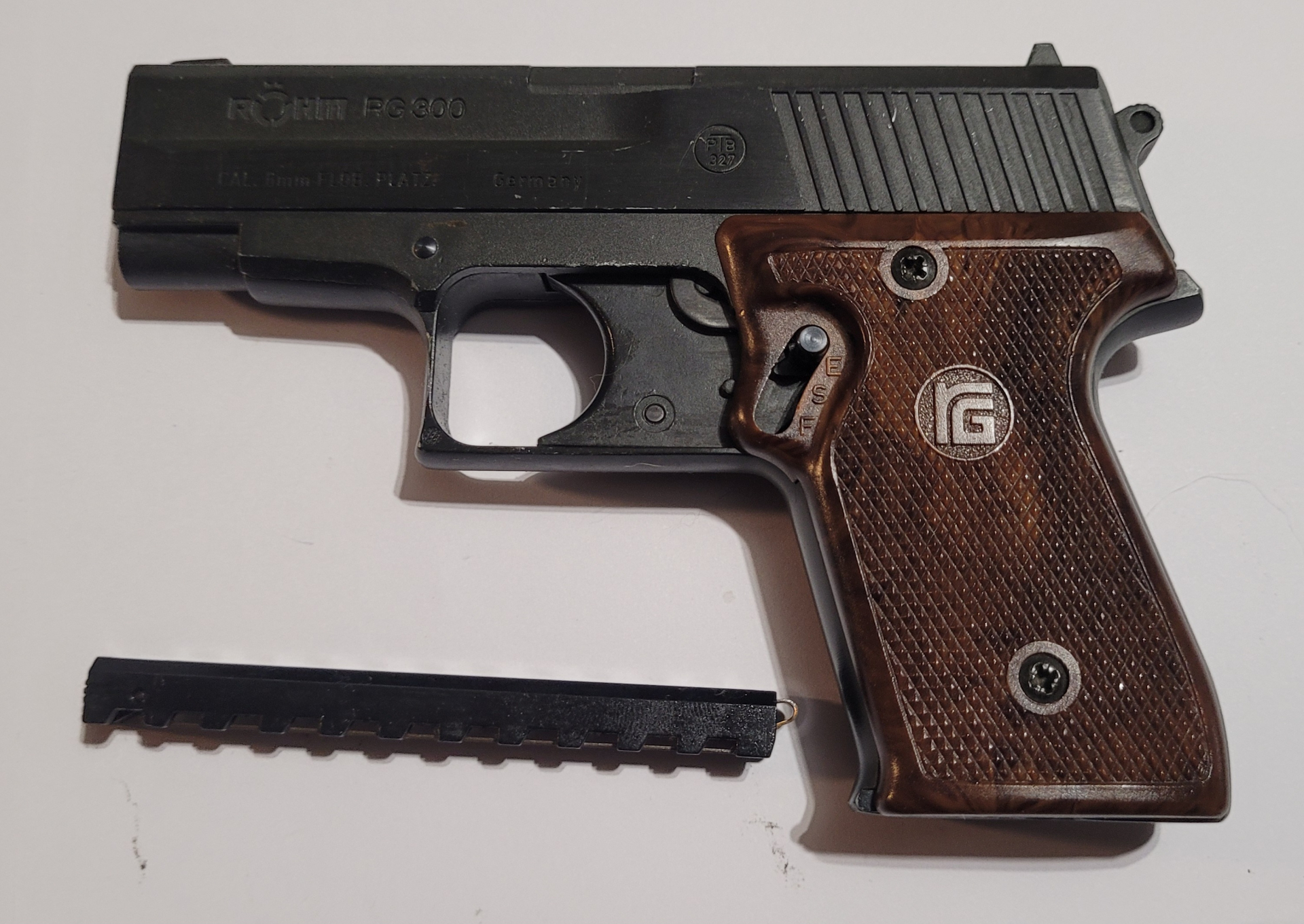 Röhm RG 300, 6mm Flobert . PTB 327. – Bild 1
