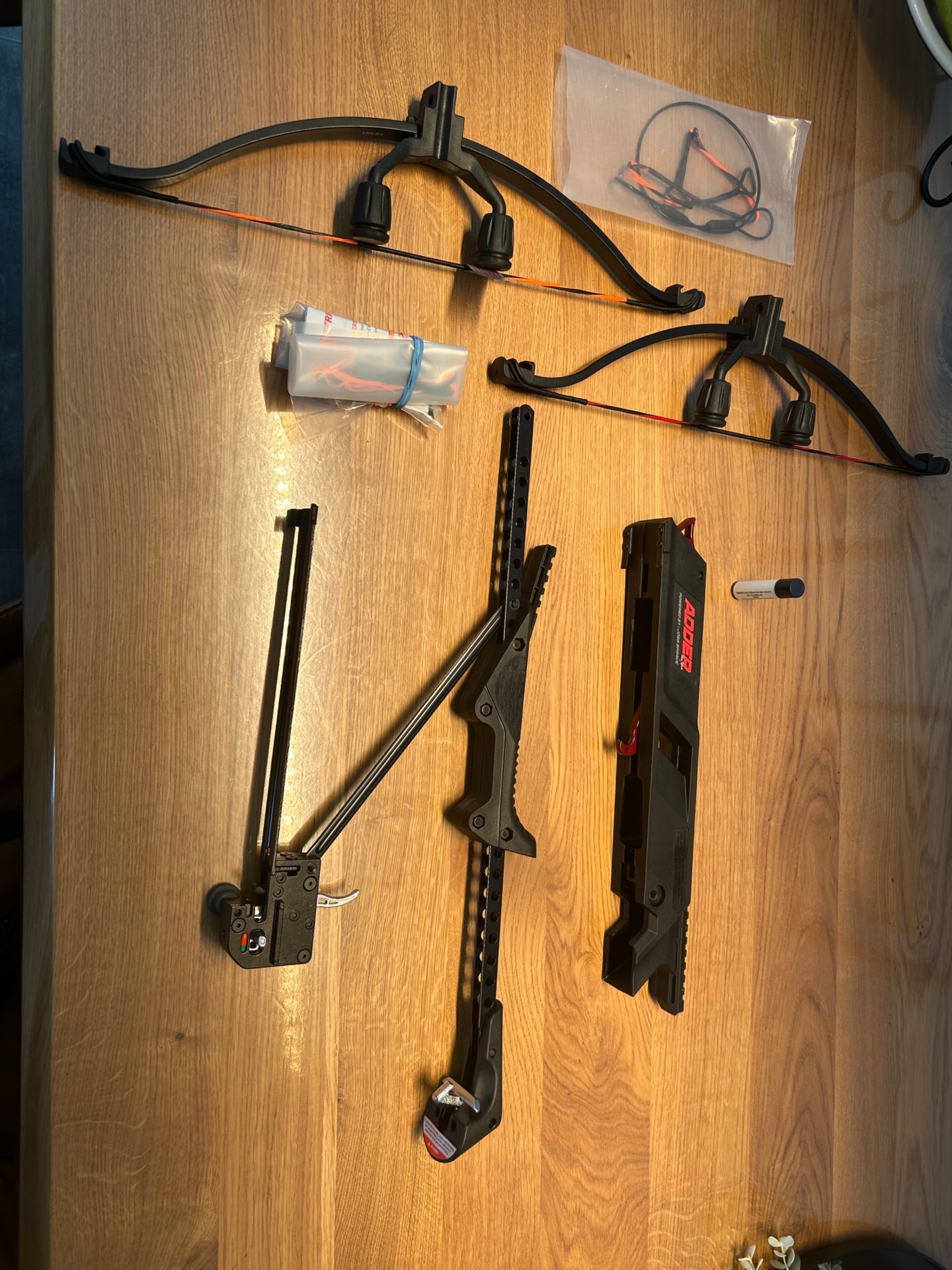 ADDER V3 Bundel mit 18 Schussmagazin und SEHR viel Zubehör! – Bild 4