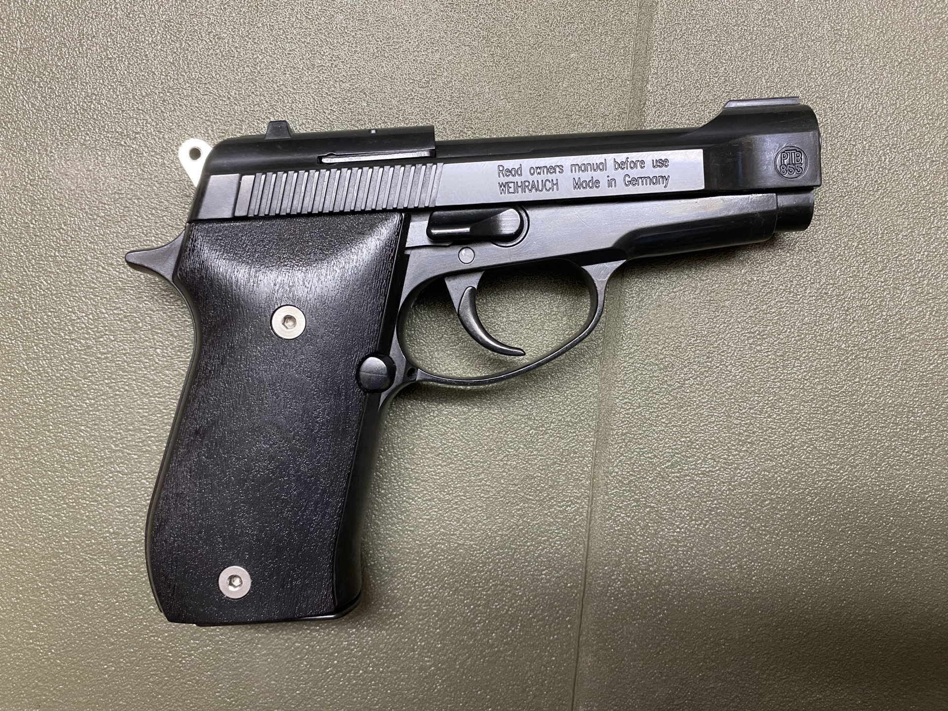 Weihrauch HW94 Schreckschuss Pistole 9mmRK (.380 Knall) mit Zubehör – Bild 2