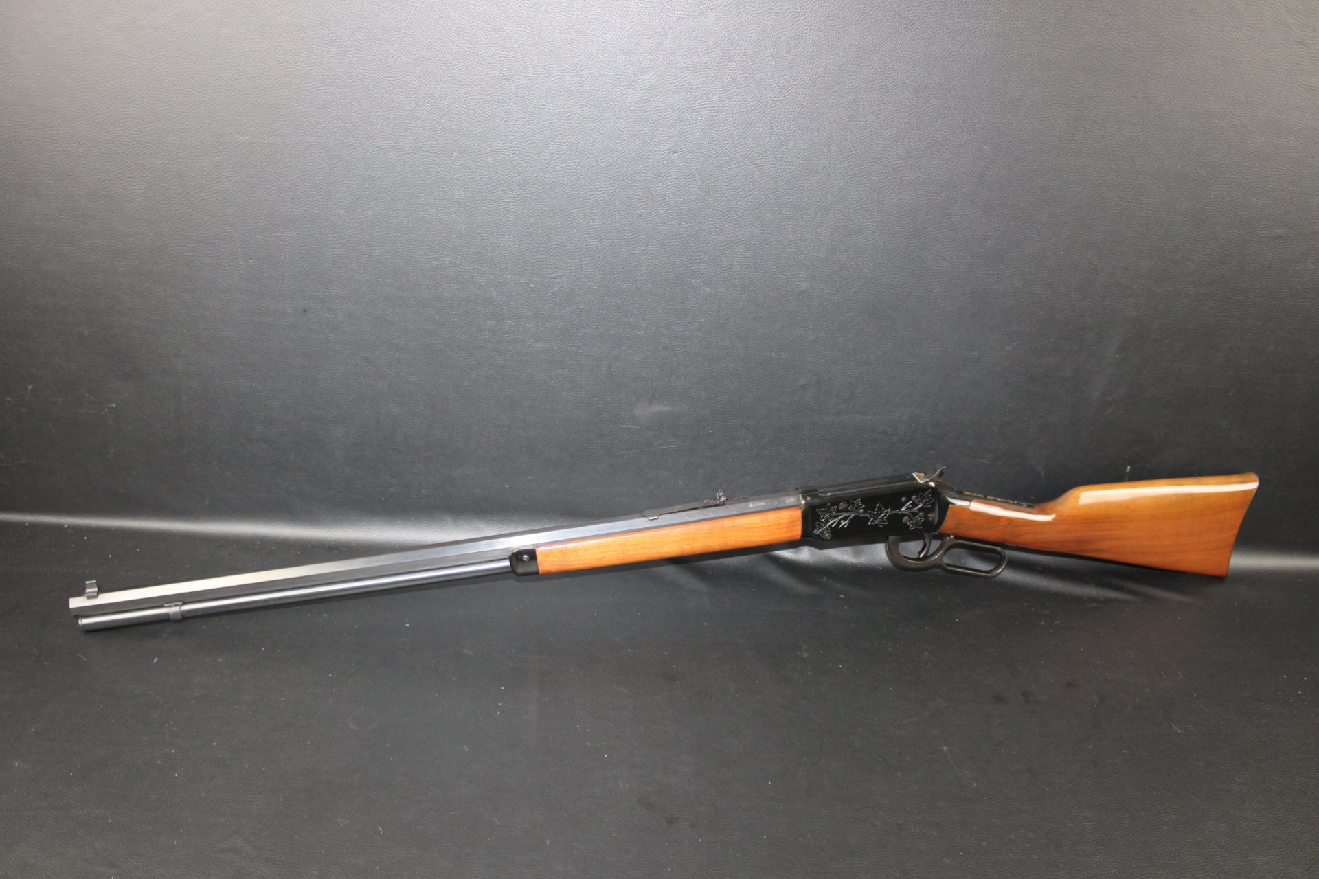 Sammlerwaffe UHR Winchester Sondermodell Canadian Centennial im Kaliber 30-30 Win – Bild 2