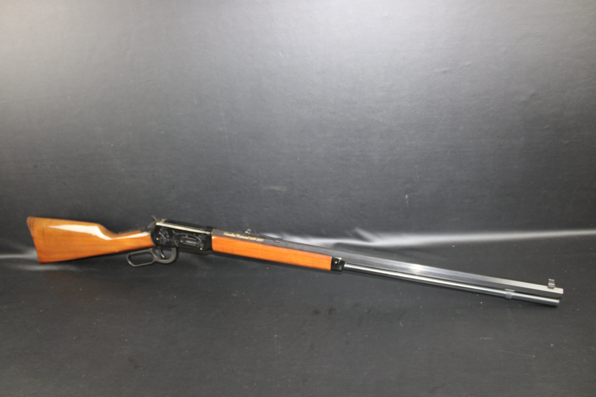 Sammlerwaffe UHR Winchester Sondermodell Canadian Centennial im Kaliber 30-30 Win – Bild 1