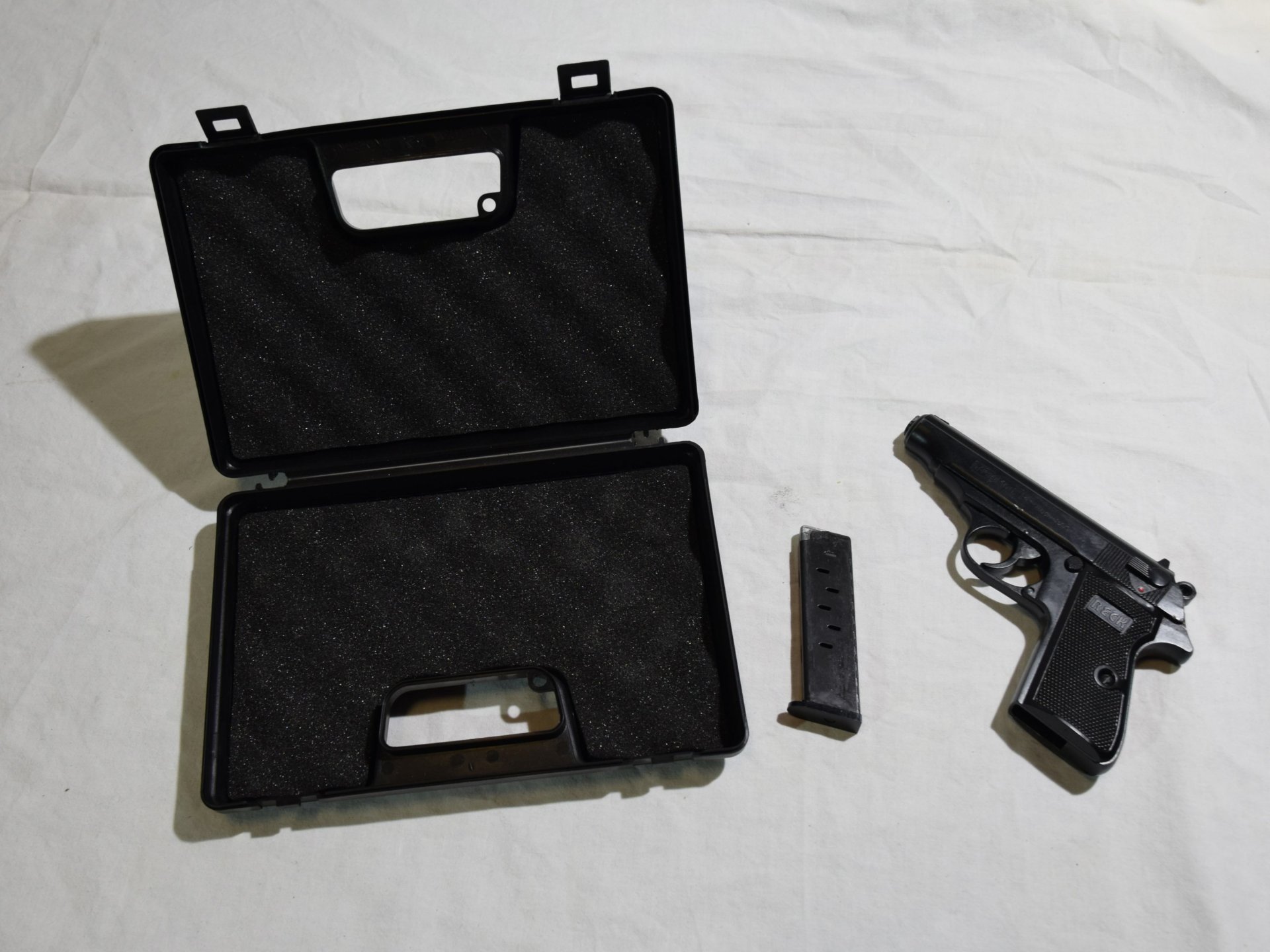 Reck Mod. PP Cal. 9mm P.A.K. PTB 765 – Bild 1
