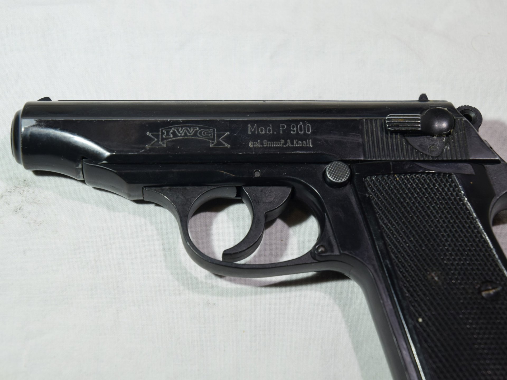 IWG Mod. P900 Cal. 9mm P.A.K. PTB 660 – Bild 4