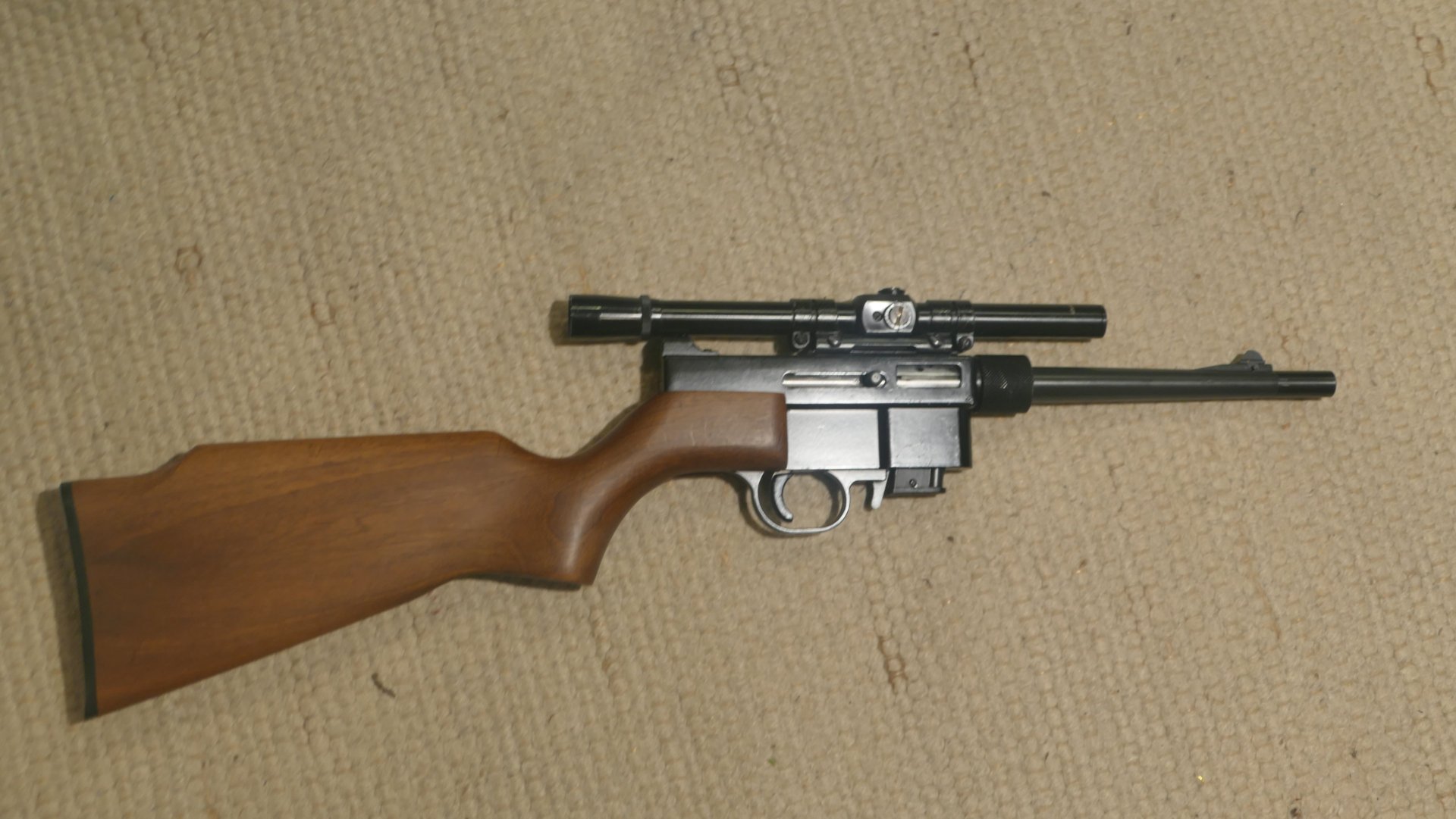 Landmann-Preetz Selbstladebüchse im Kal. .22lr – Bild 1