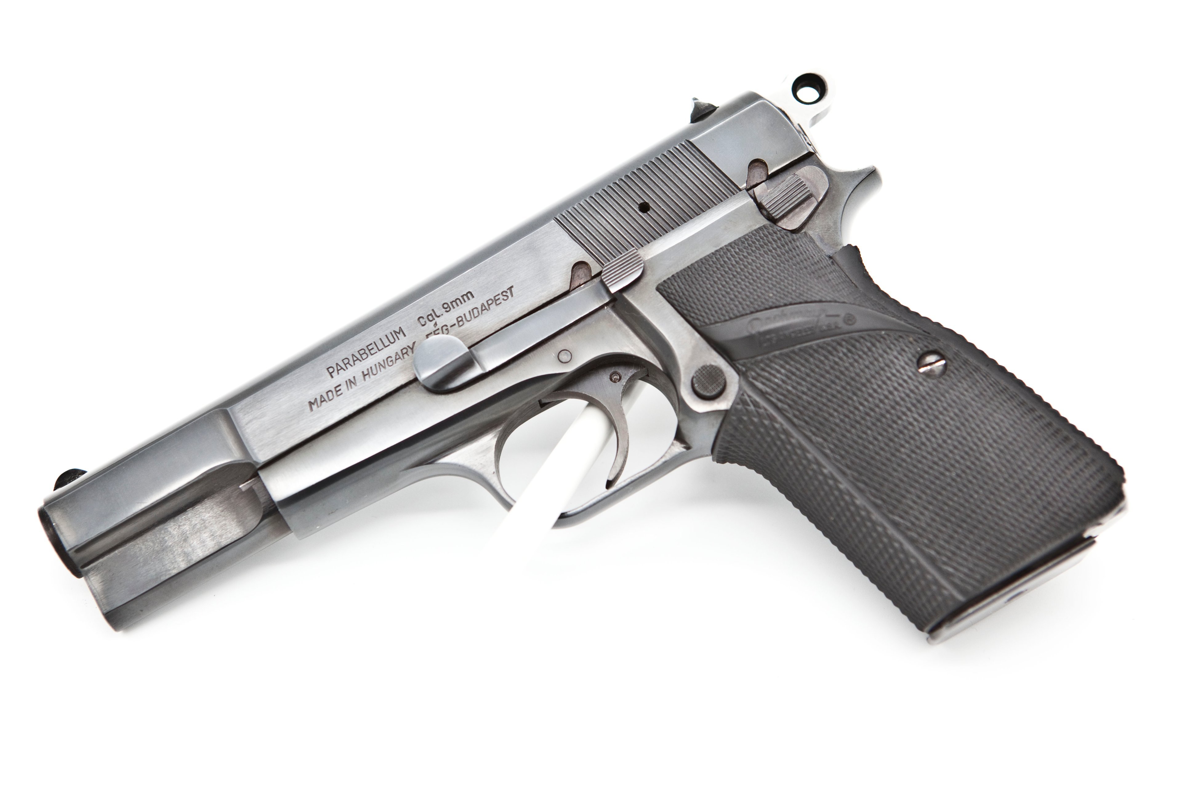 FEG High Power, Kaliber 9 mm Parabellum – Kassnar London – Bild 1