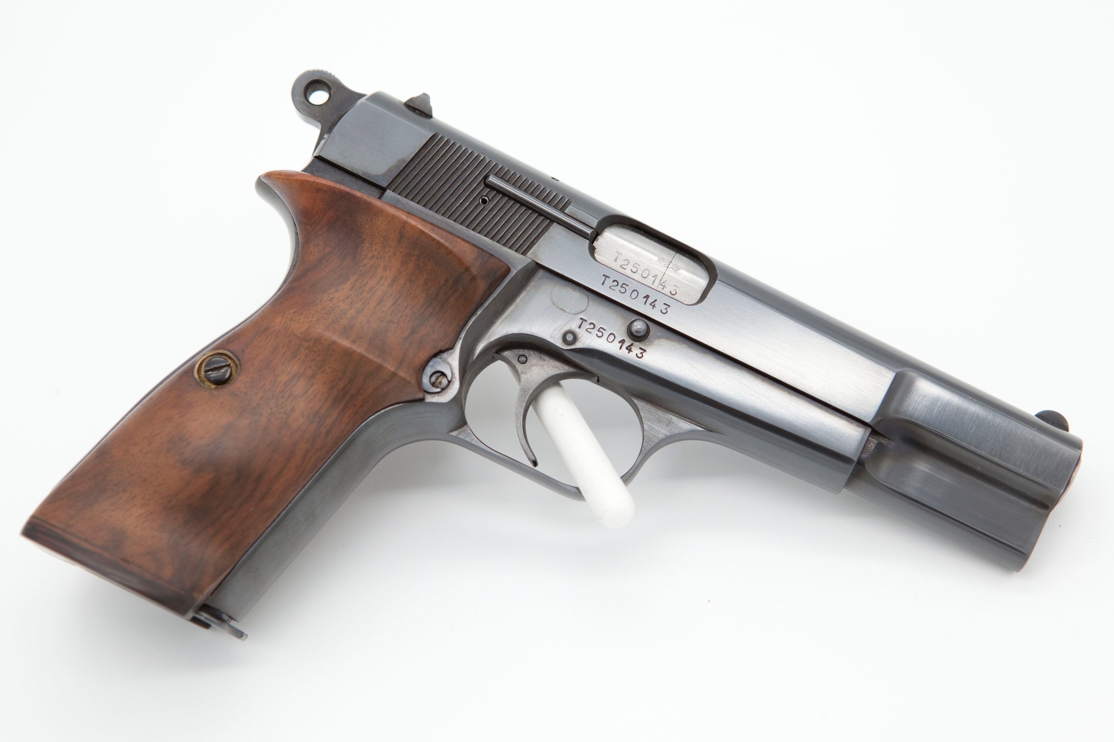 FN High Power, Kaliber 9 mm – Seriennummer T250143 – Bild 2