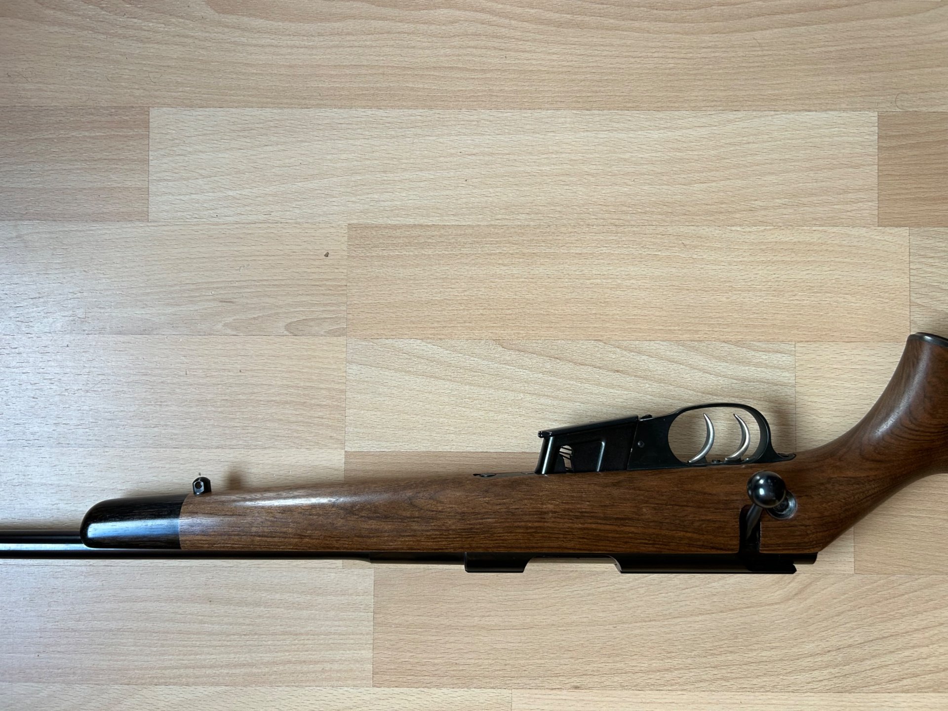 Neuwertige Walther KKJ .22 Hornet- mit Mündungsgewinde – Bild 6