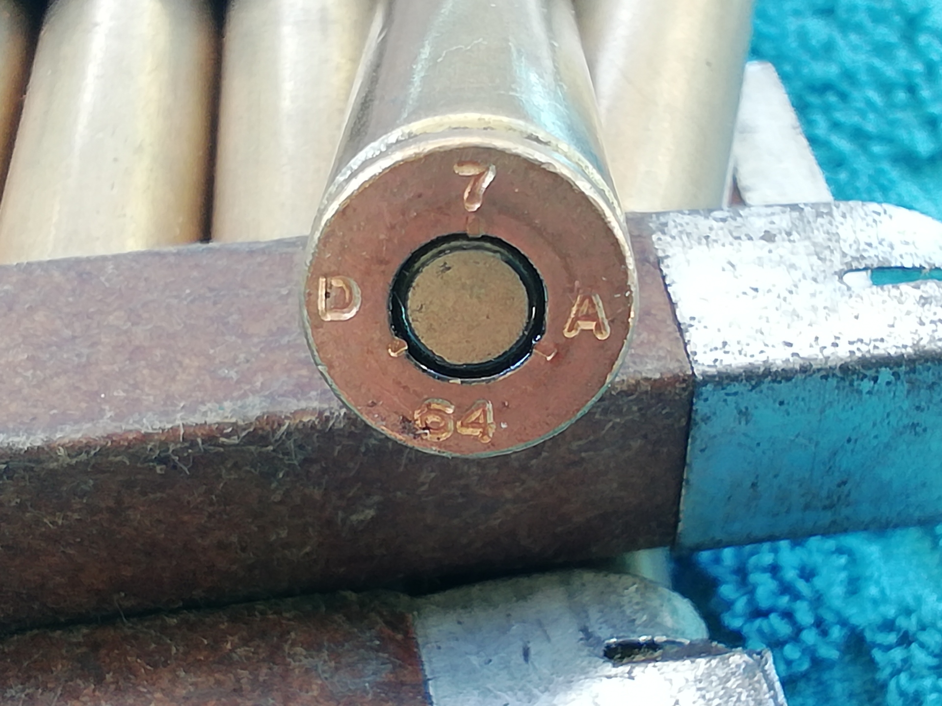 Sammlermunition GP 11 7,5x55 auf Lader – Bild 2