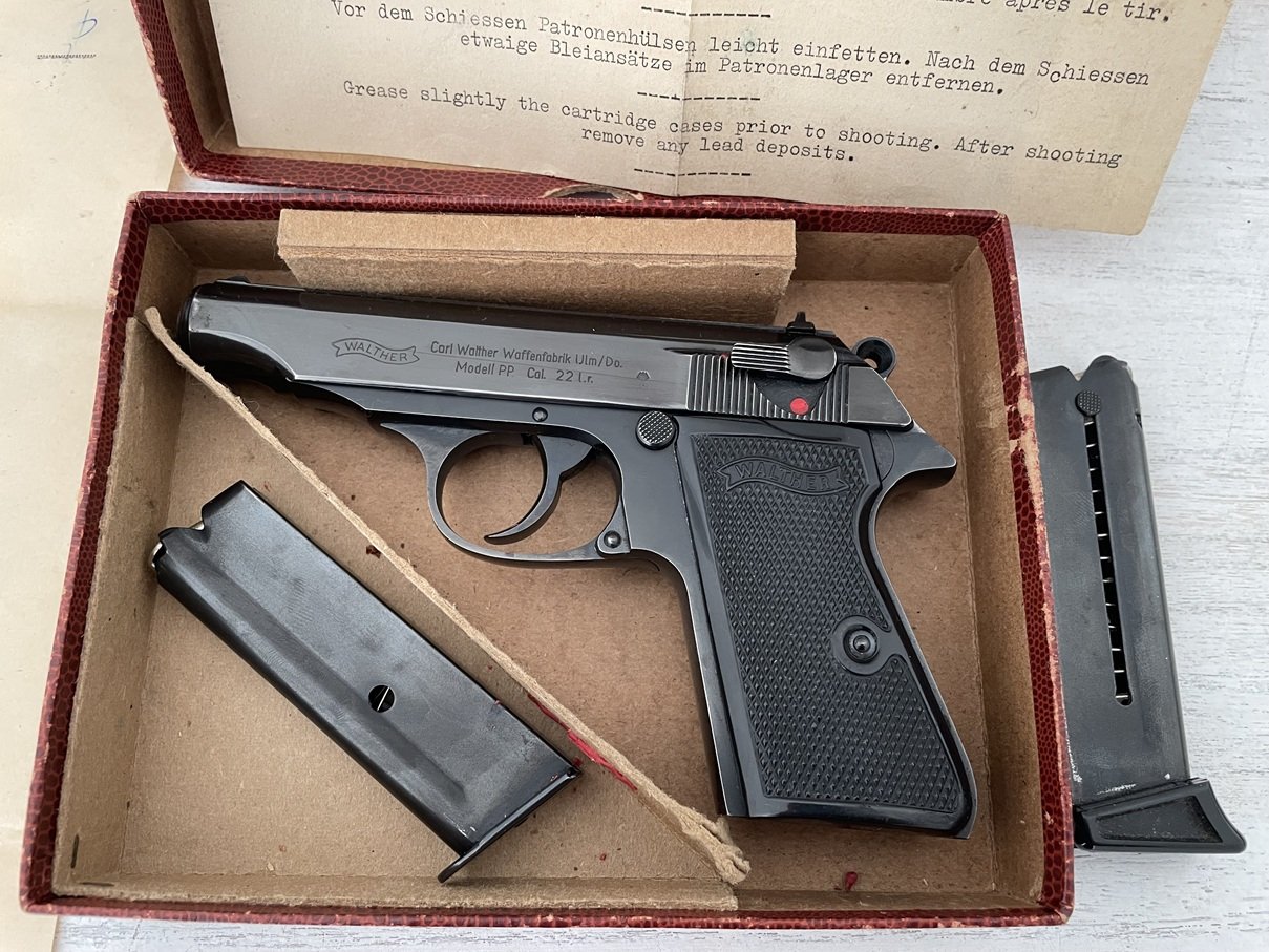 Walther PP .22l.r. incl 2 Magazine, guter Zustand – Bild 3