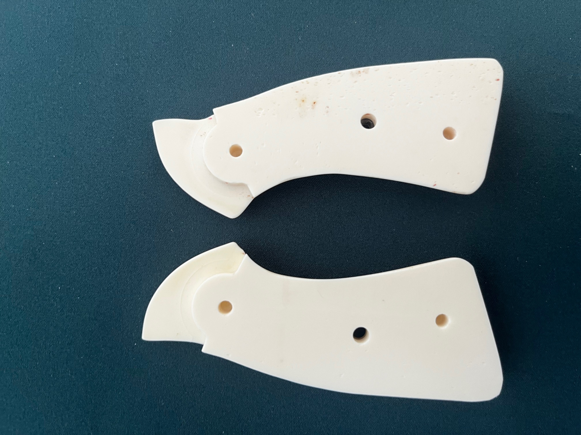 Griffschalen S&W J Frame (Rahmen) Weiß/elfenbeinfarbig – Bild 2