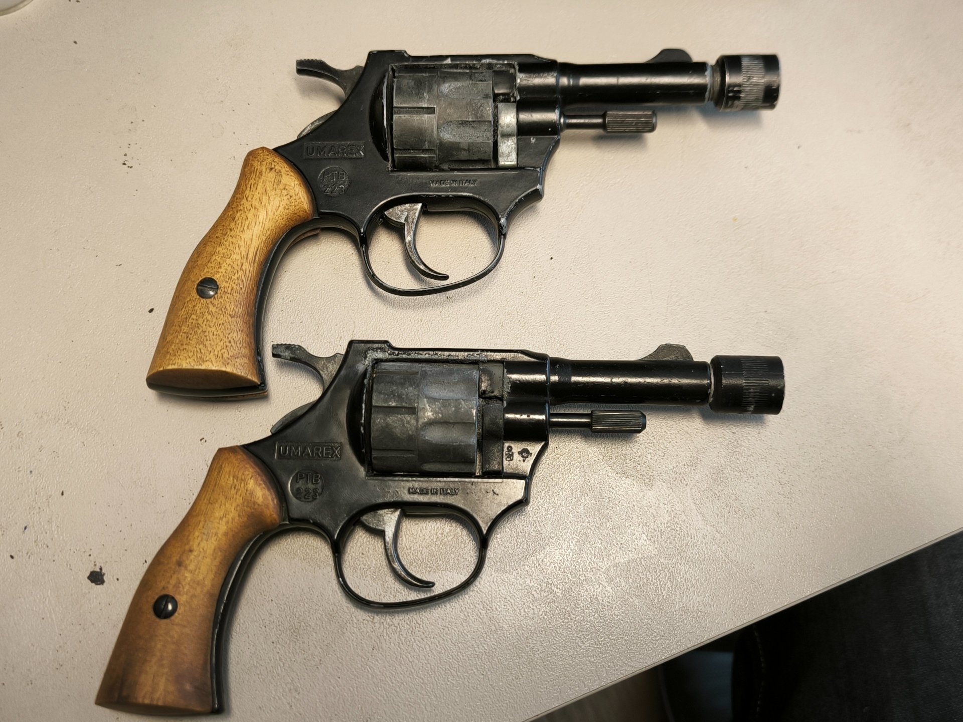 2x Umarex Sherlock Holmes Schreckschussrevolver .22 lang Knall – PTB 223 – Bild 1