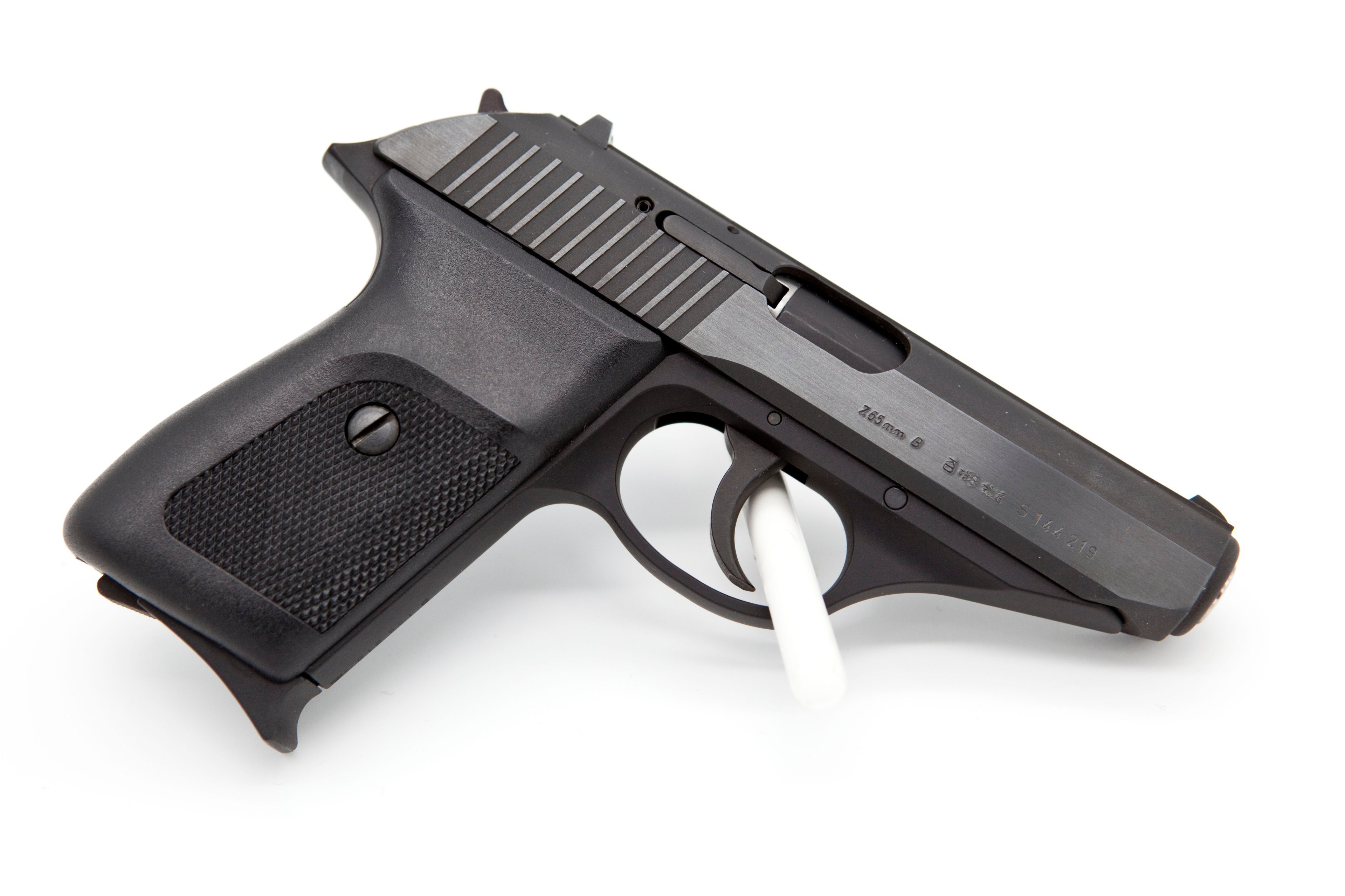 SIG Sauer P230, Kaliber 7,65 mm Browning – mit Originalverpackung und Unterlagen – Bild 2