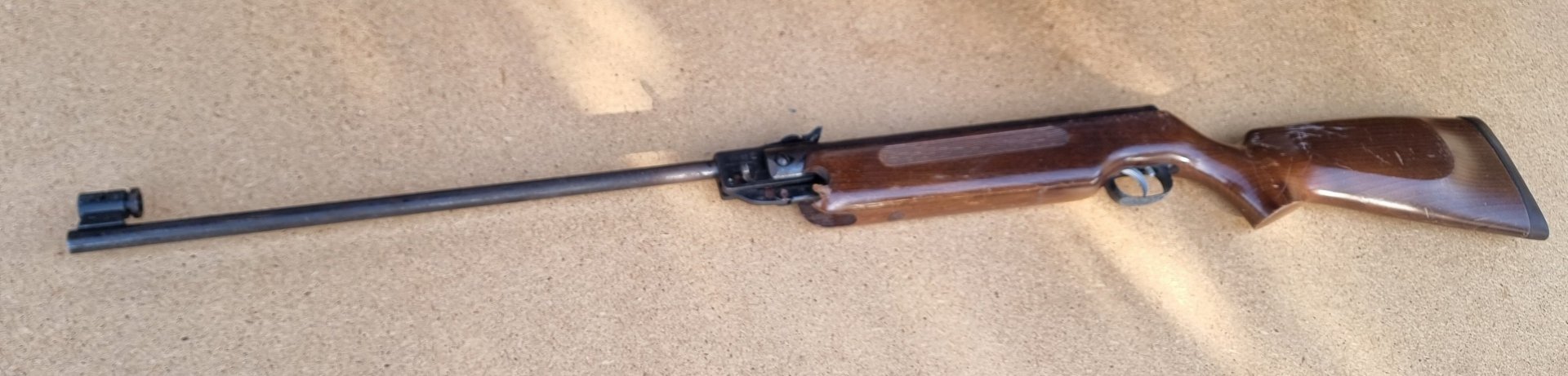 Weihrauch HW35 Luftgewehr – Bild 1