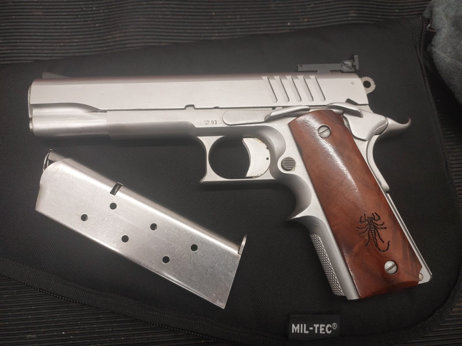 Safari Arms 1911 Matchmaster – .45 ACP – Stainless – 5 Zoll – Bild 2