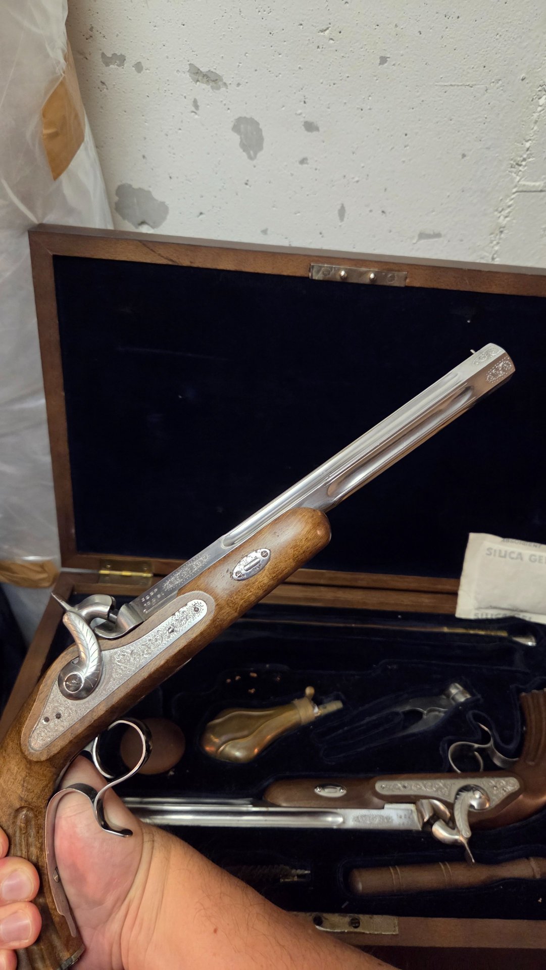 Duellpistolen-Kasten im Set – Kaliber .44 Perkussion (Spanien, Bj. 1981) inkl. reichhaltigem Zubehör – Bild 3