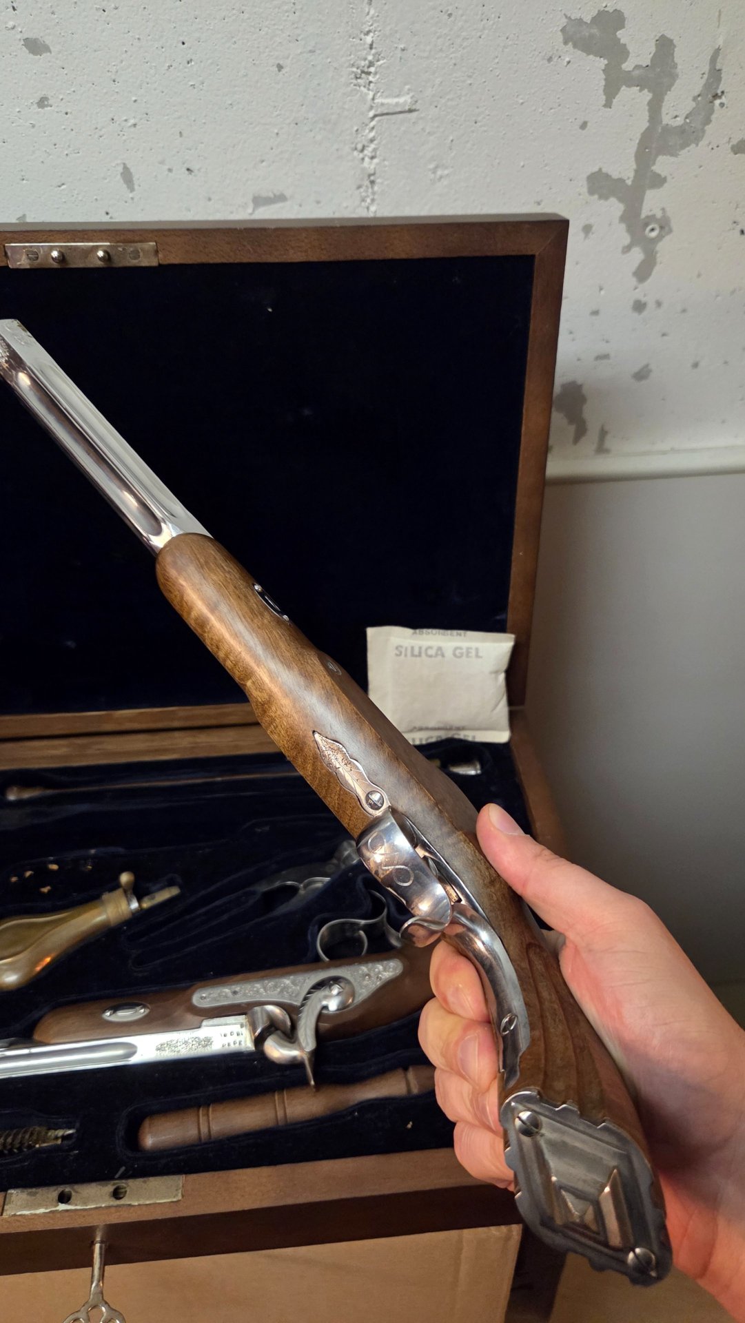 Duellpistolen-Kasten im Set – Kaliber .44 Perkussion (Spanien, Bj. 1981) inkl. reichhaltigem Zubehör – Bild 4