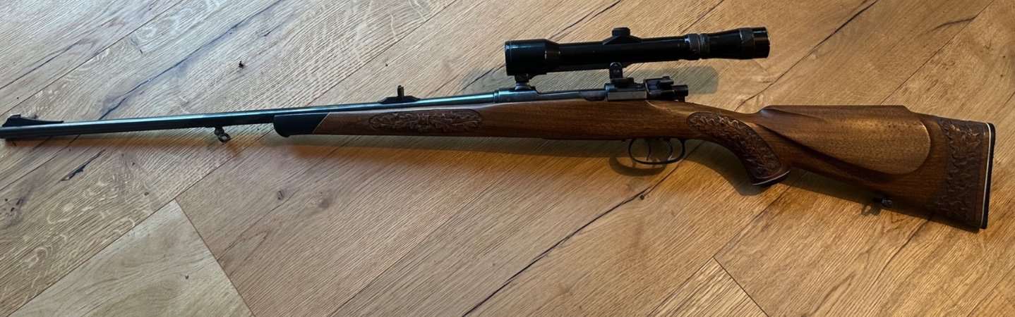 K98 / 98er Jagdrepetierer Kal. .308 Win. – Schaftverzierung mit Rehwild – Nickel-Zielfernrohr – Bild 2