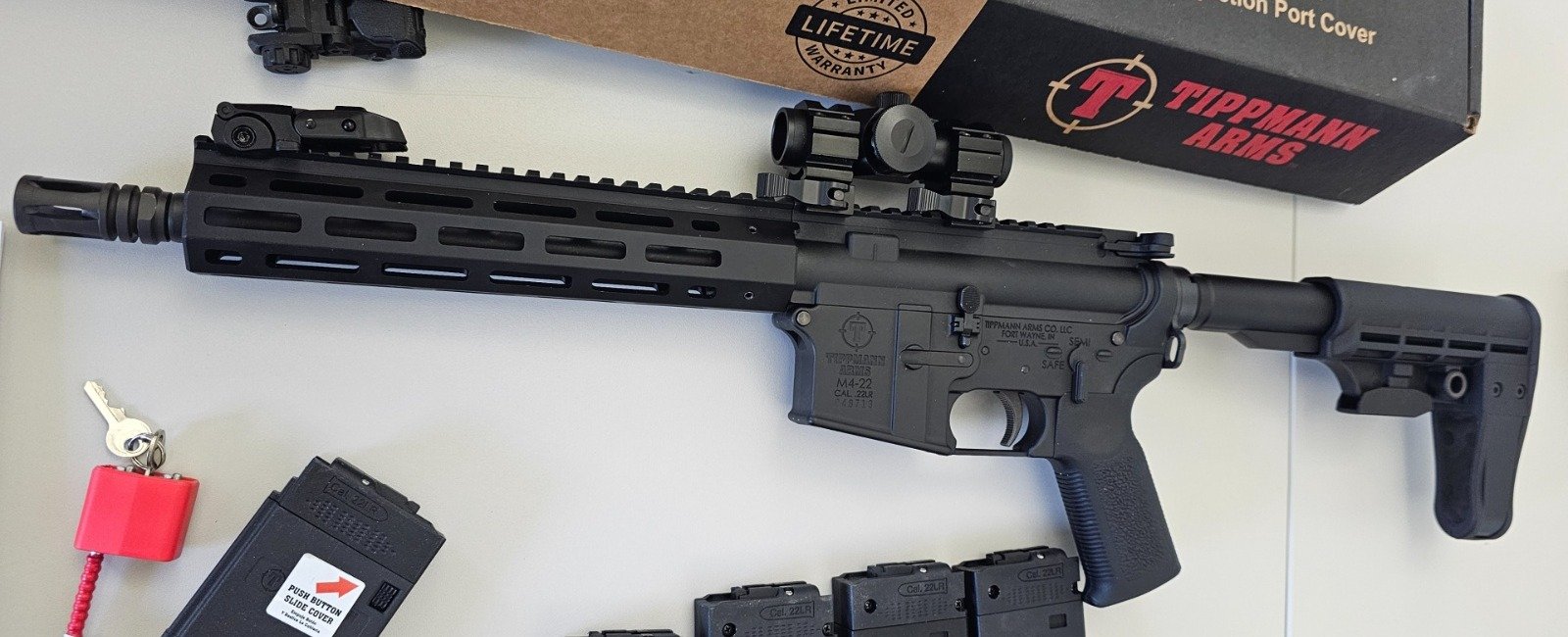 Tippmann Arms M4-22 Pro Pistol – .22 lfb – Walther Rotpunktvisier – 5 Magazine – sehr gepflegt – Bild 6