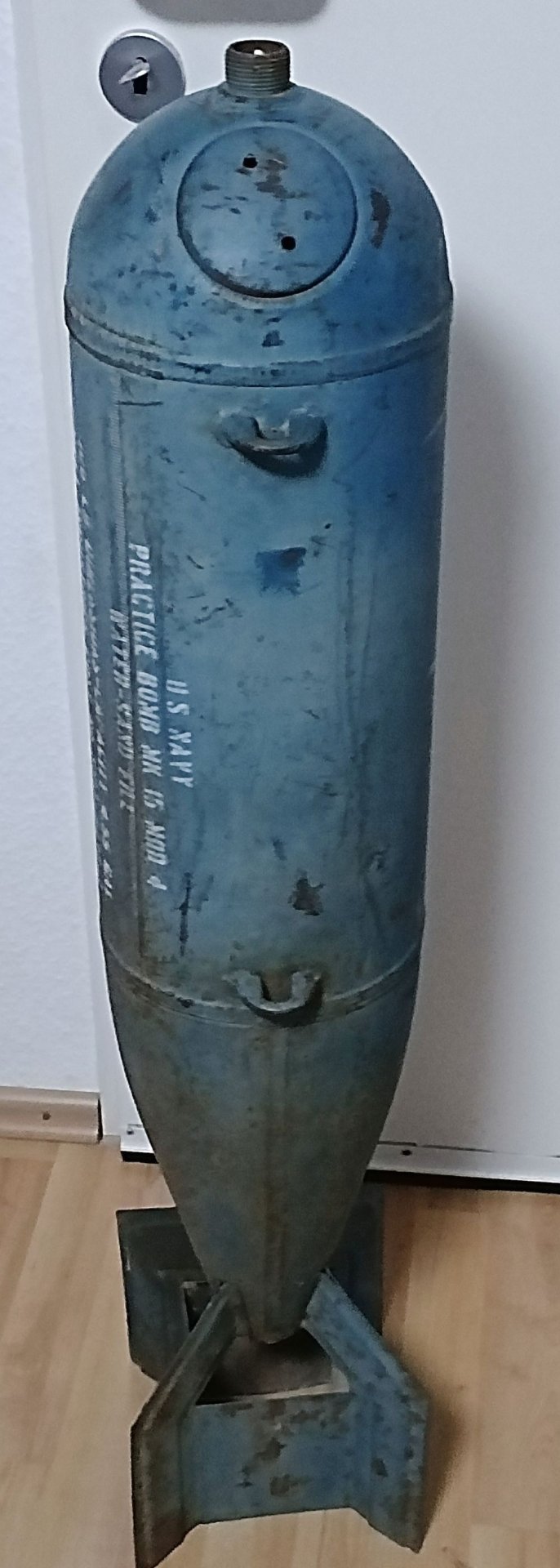 US Navy Practice Bomb MK 15 Mod. 4 Water-Sand Fill - Bombe deko inert – Bild 3