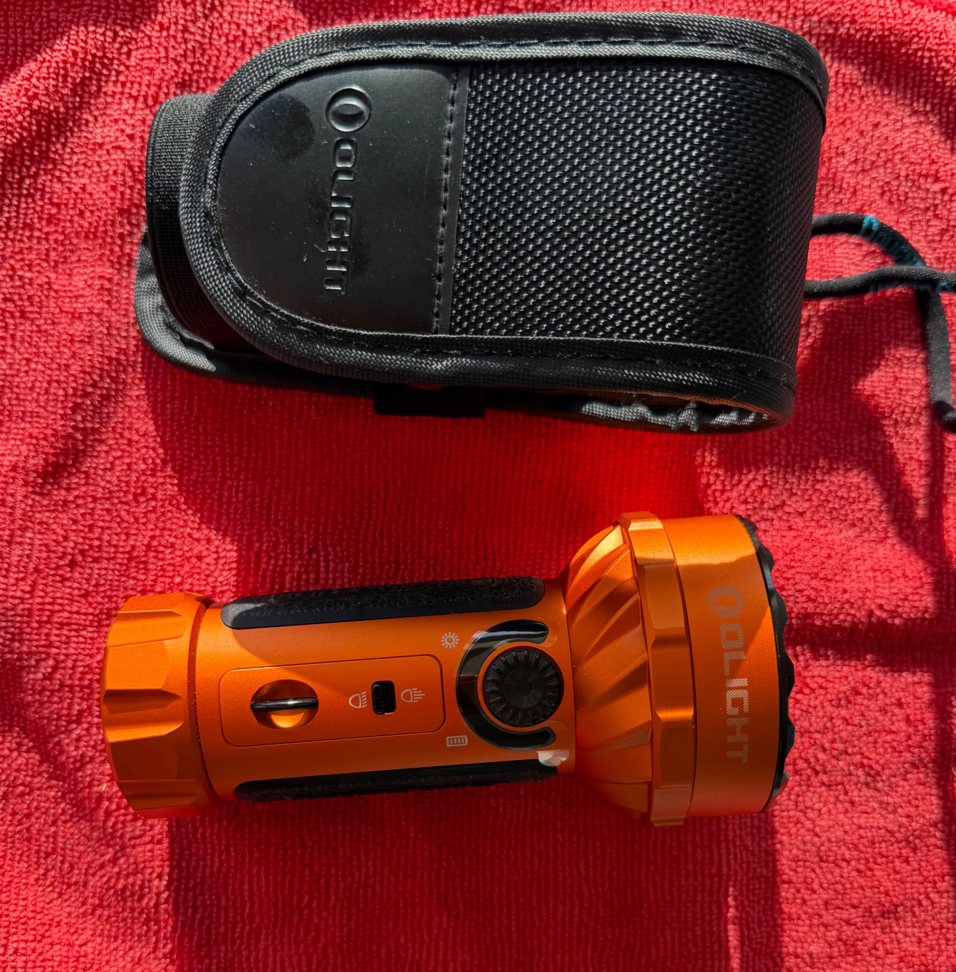 Olight Marauder mini Taschenlampe absolut Neuwertig – Bild 3