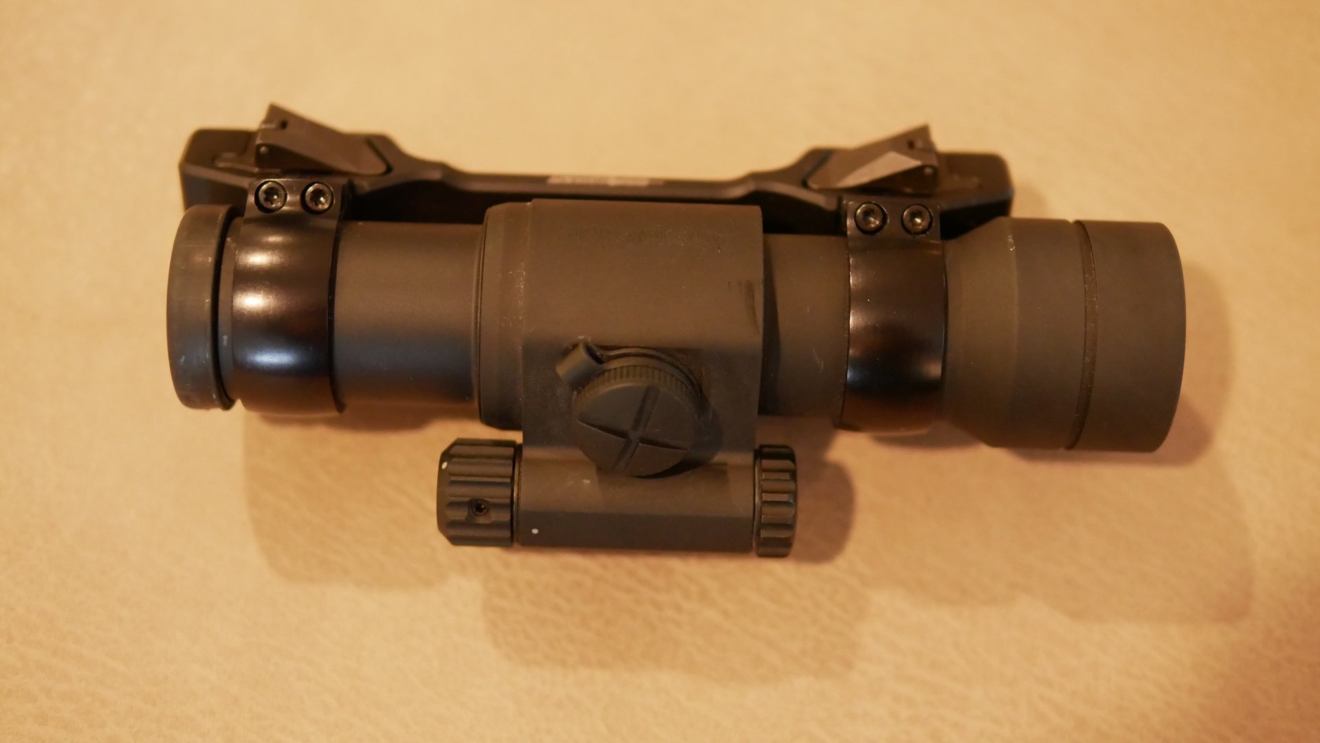 Aimpoint 9000L mit Innomount Ringmontage Picatinny – Bild 3