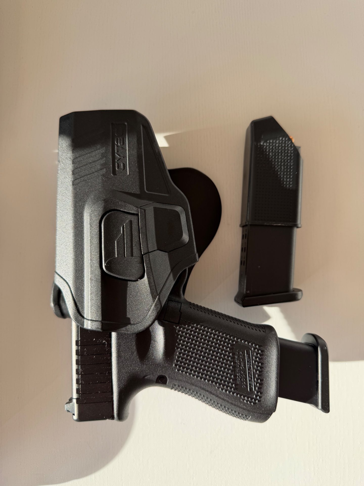 Glock 19 Gen 5 MOS ungeschossen mit Kydex Holster und Ersatmagazin – Bild 6