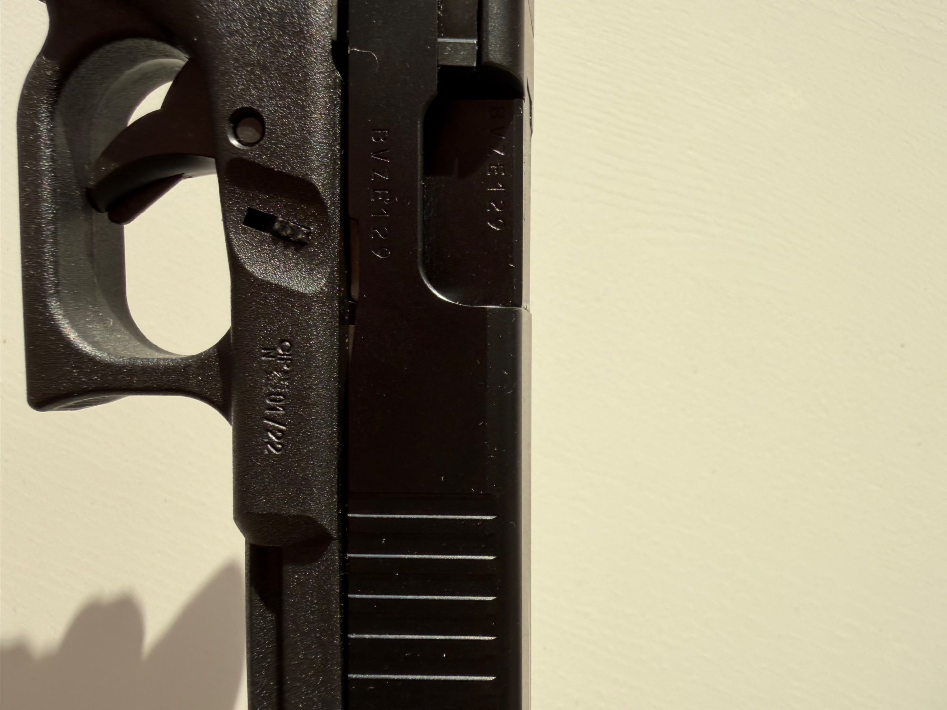 Glock 19 Gen 5 MOS ungeschossen mit Kydex Holster und Ersatmagazin – Bild 5