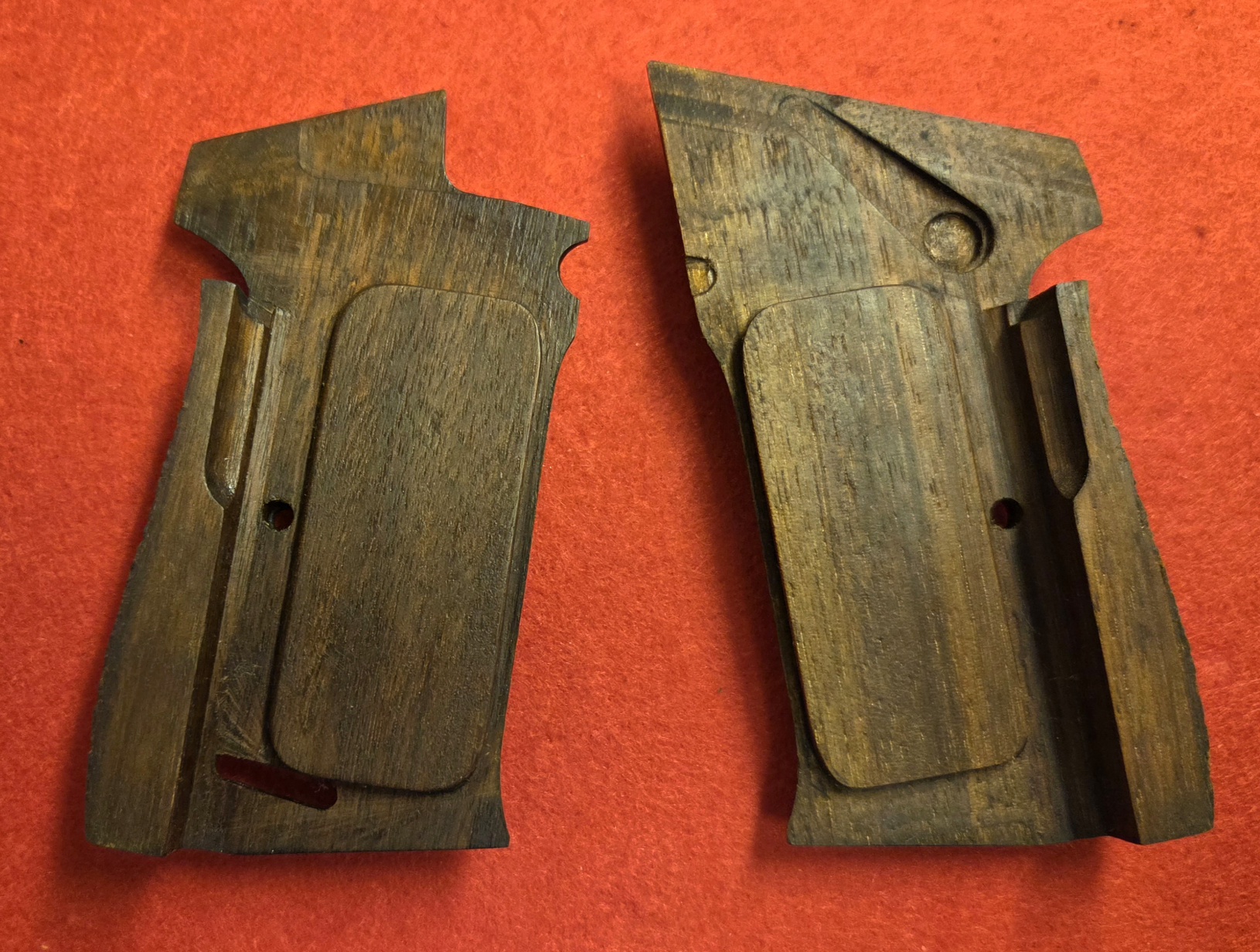 Custom made Griffschalen Nussbaum für SIG 210 , passend zu allen Vers. -1 bis -7, auch HF. Top ! – Bild 2